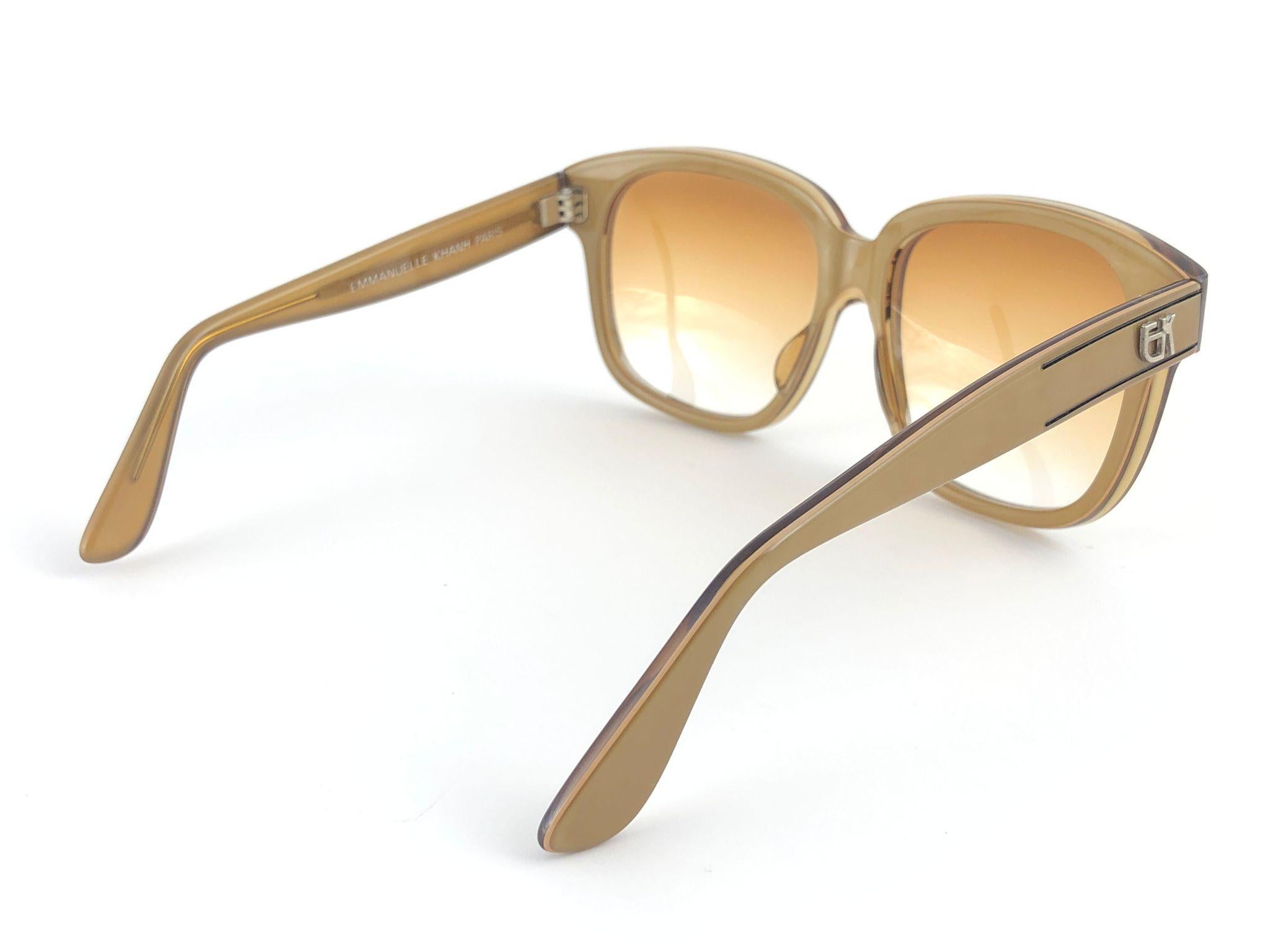 Beige New Vintage Emanuelle Khanh Paris 8080 Honey Gradient lenses Sunglasses France For Sale