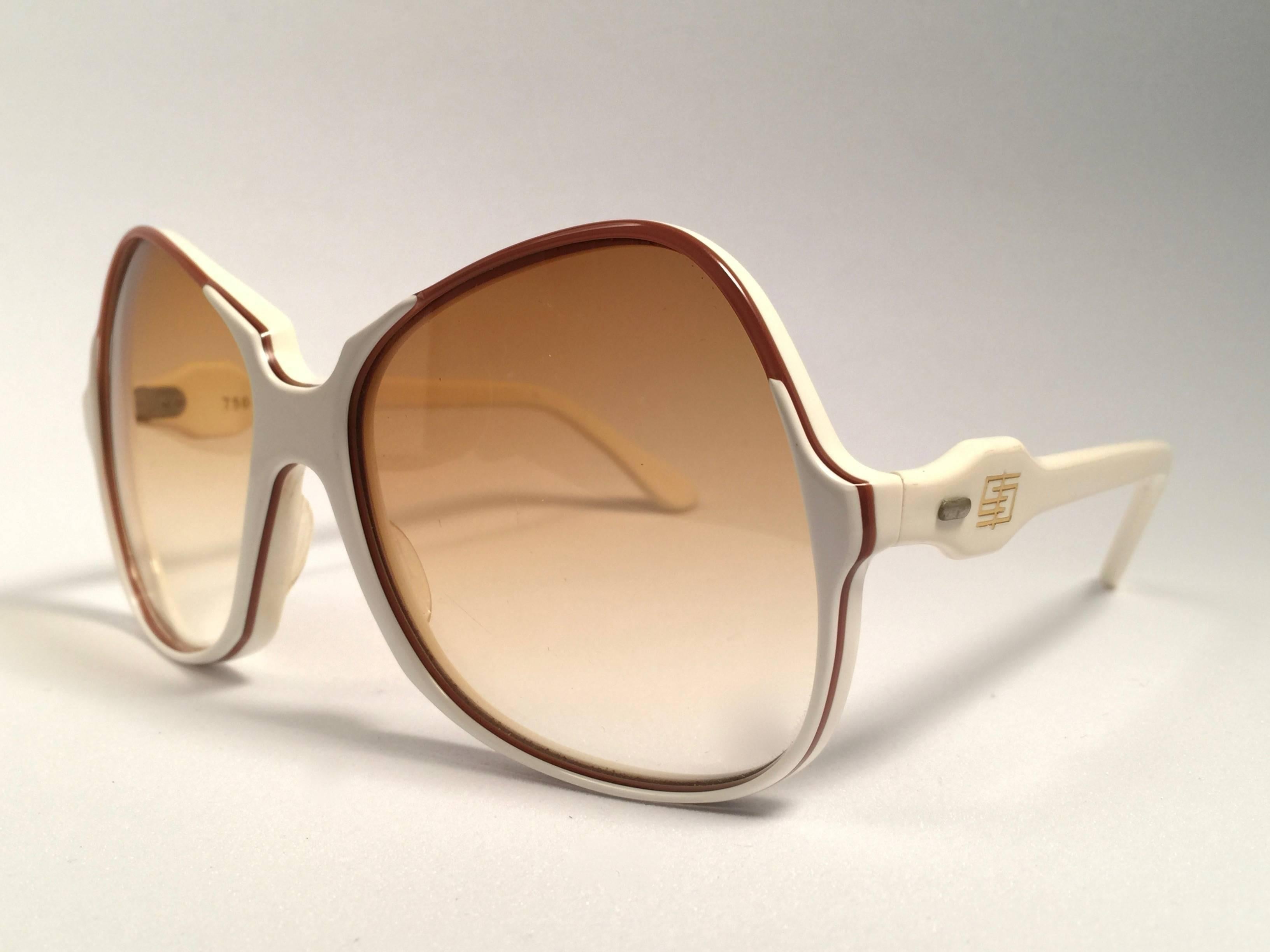 New Vintage Emilio Pucci Beige & Mocca Oversized  Sunglasses France In New Condition In Baleares, Baleares