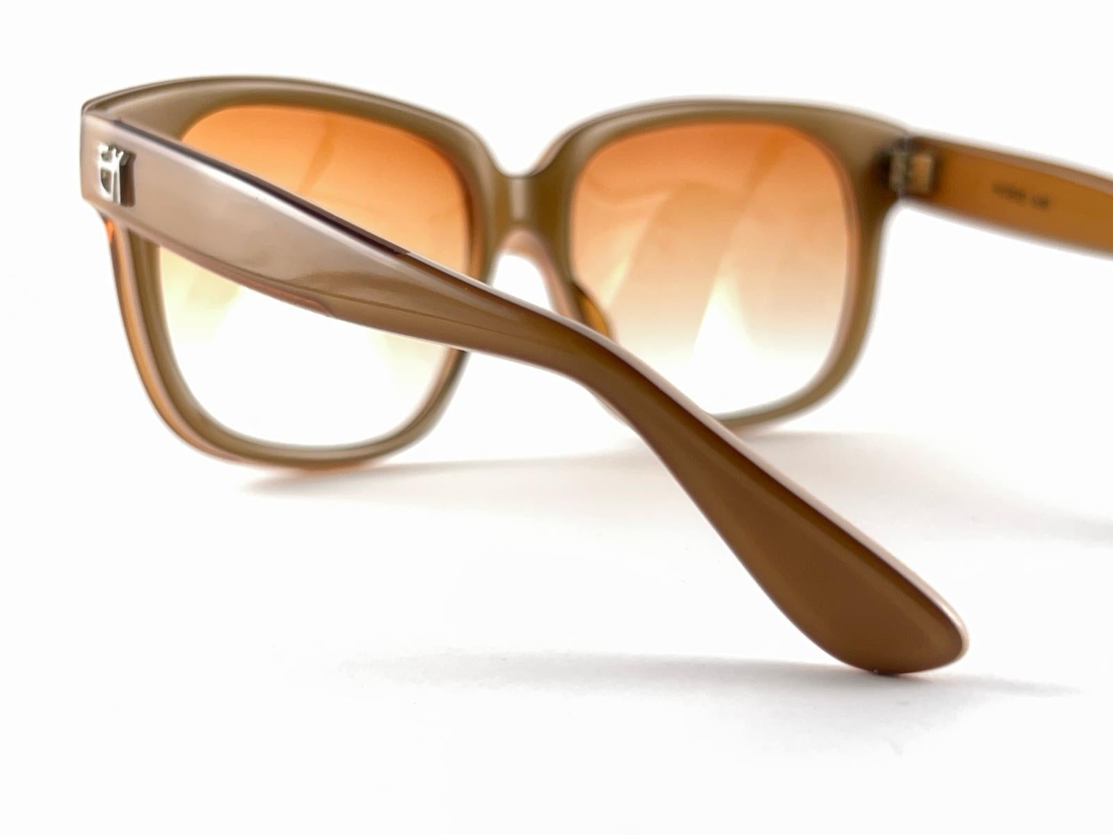 New Vintage Emmanuelle Khanh 8080 49 Ocher Oversized 70'S France Sunglasses For Sale 8