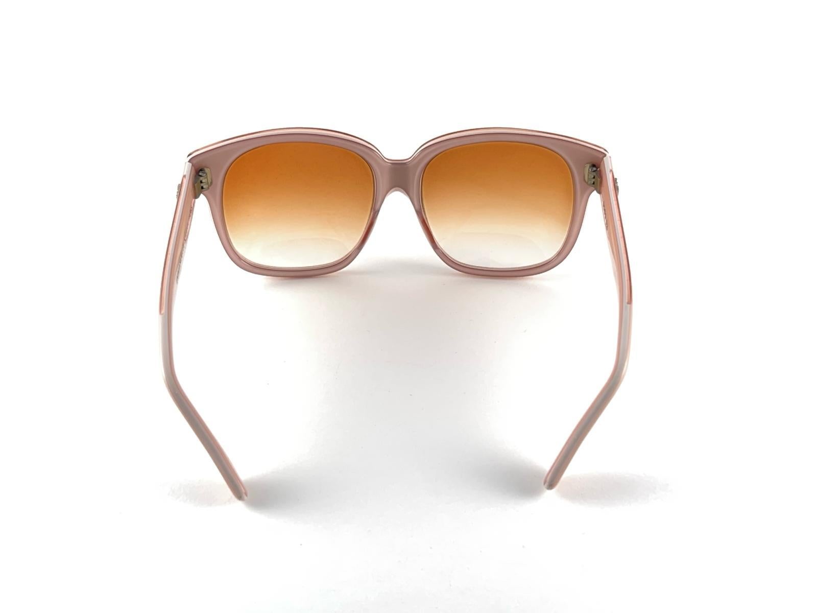 Neu Vintage Emmanuelle Khanh 8080 62 Rosa übergroße französische Vintage-Sonnenbrille in Übergröße 70er Jahre im Angebot 6
