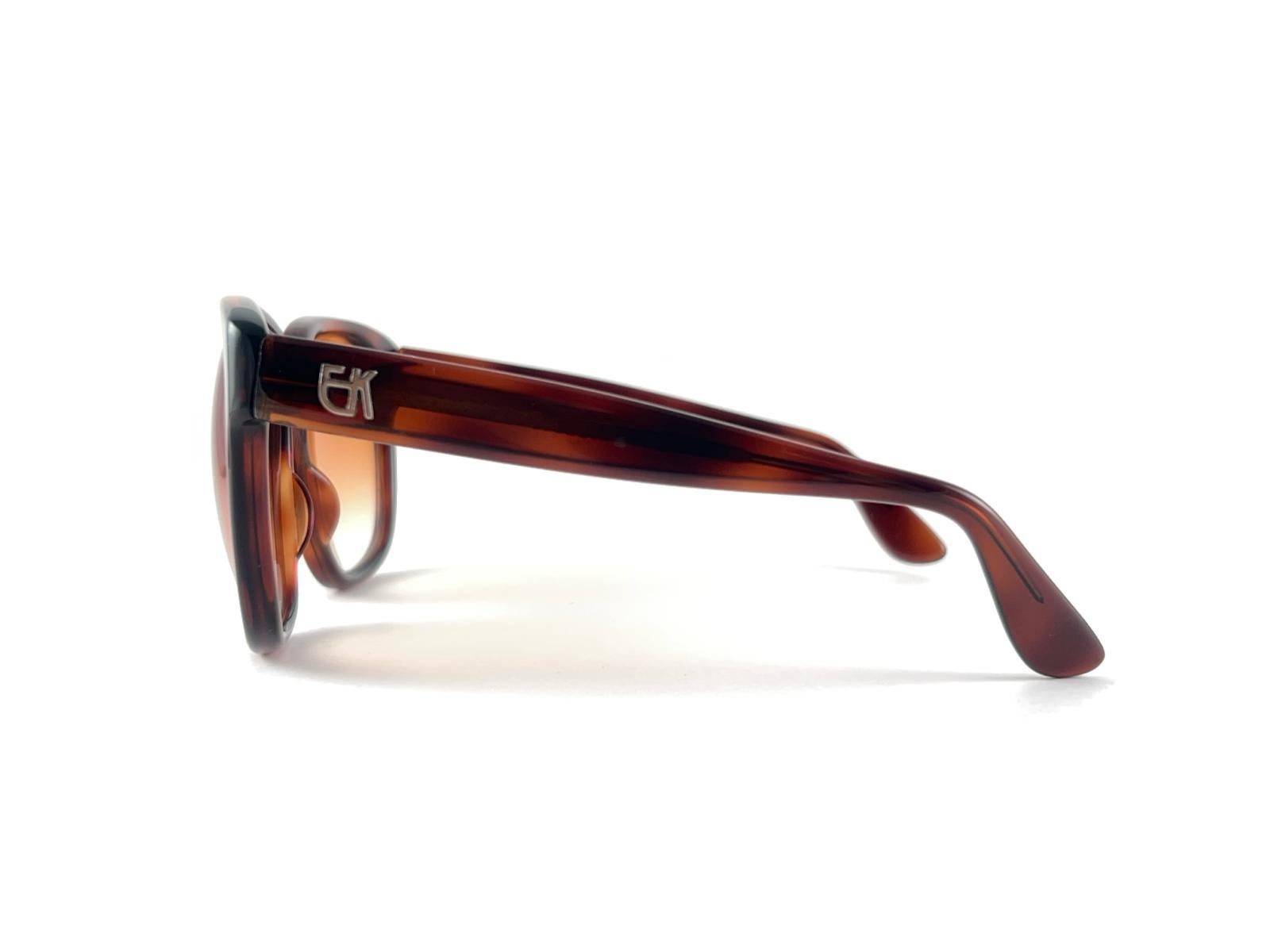 New Vintage Emmanuelle Khanh 8080 Translucent Oversized 1970'S France Sunglasses For Sale 3