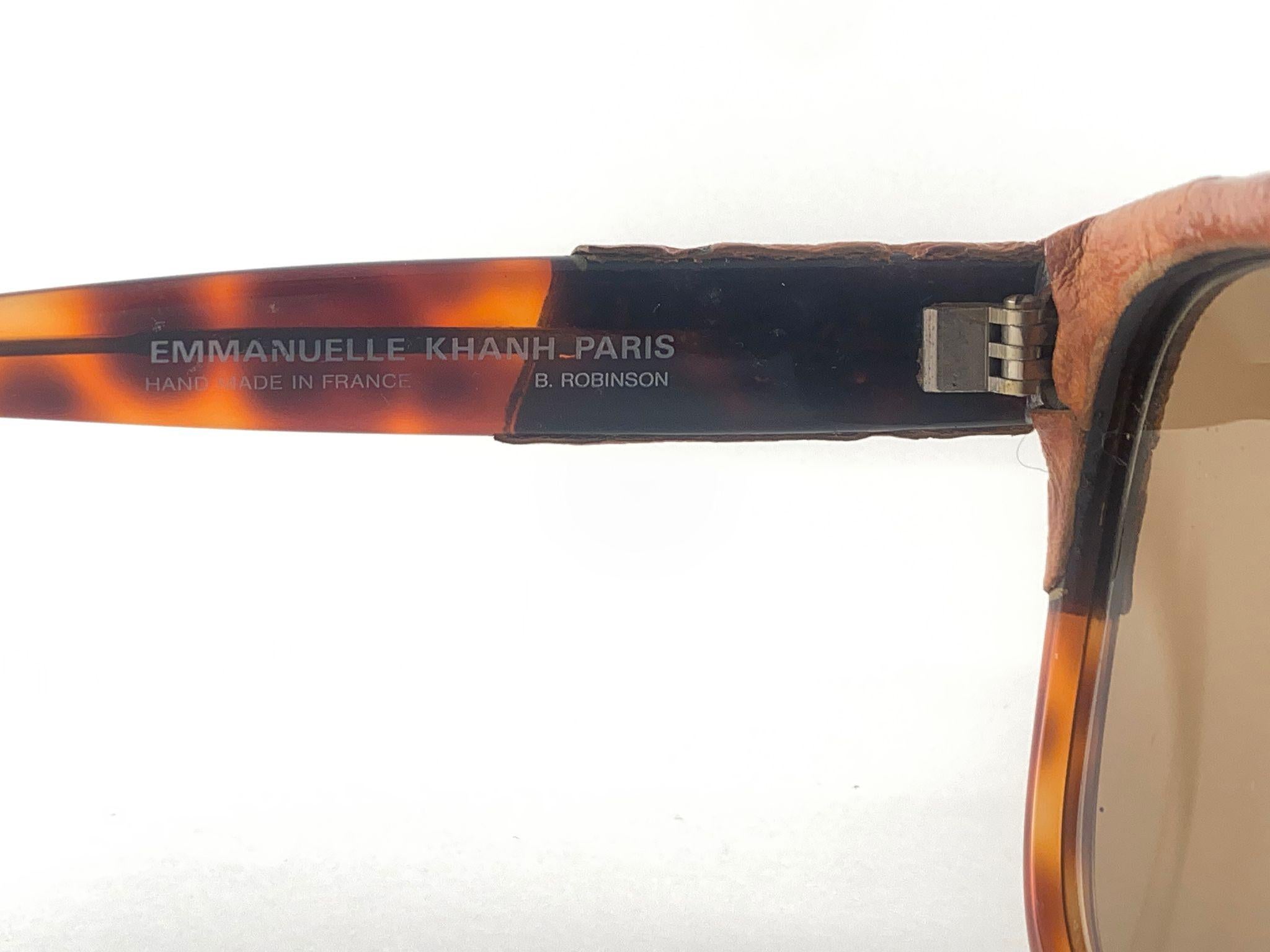 New Vintage Emmanuelle Khanh Ostrich Veritable 1970's France Sunglasses en vente 2