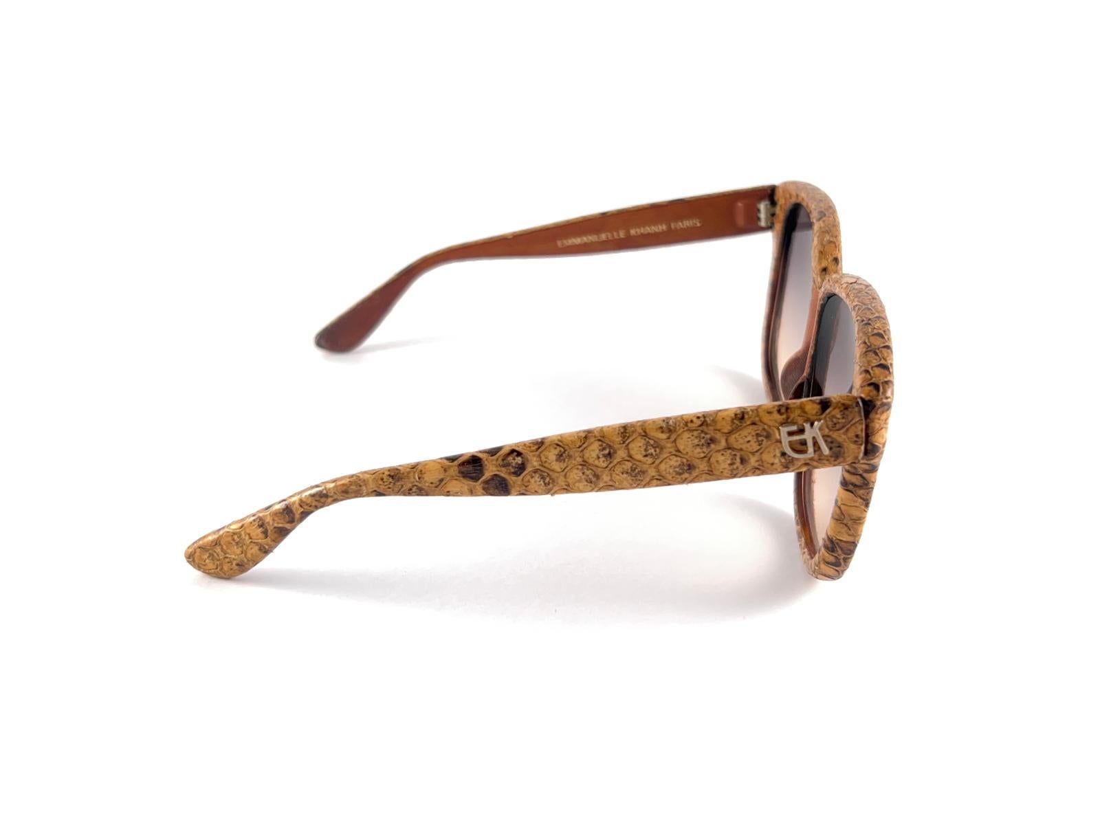 New Vintage Emmanuelle Khanh Veritable 1970's France Sunglasses en vente 1