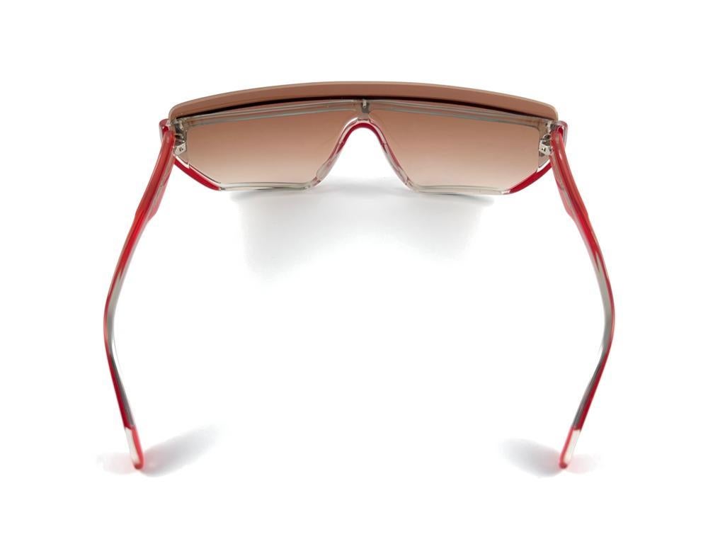 New Vintage Essilor Screen Shield Zephyr Gradient lenses 1970's Sunglasses   en vente 9