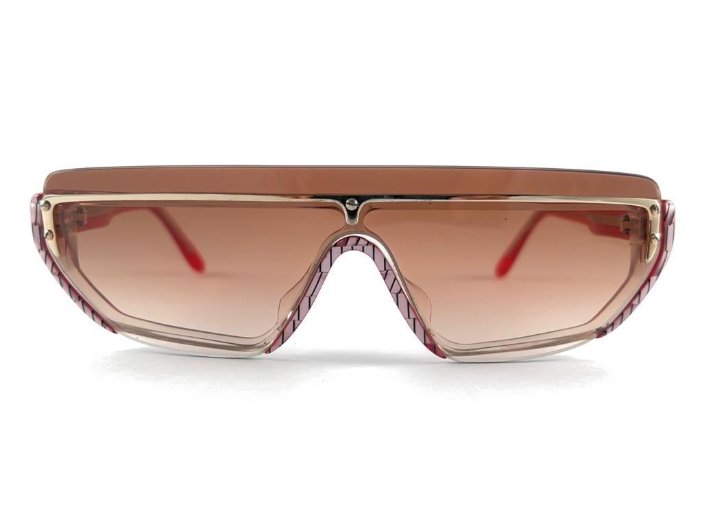New Vintage Essilor Screen Shield Zephyr Gradient lenses 1970's Sunglasses For Sale 3