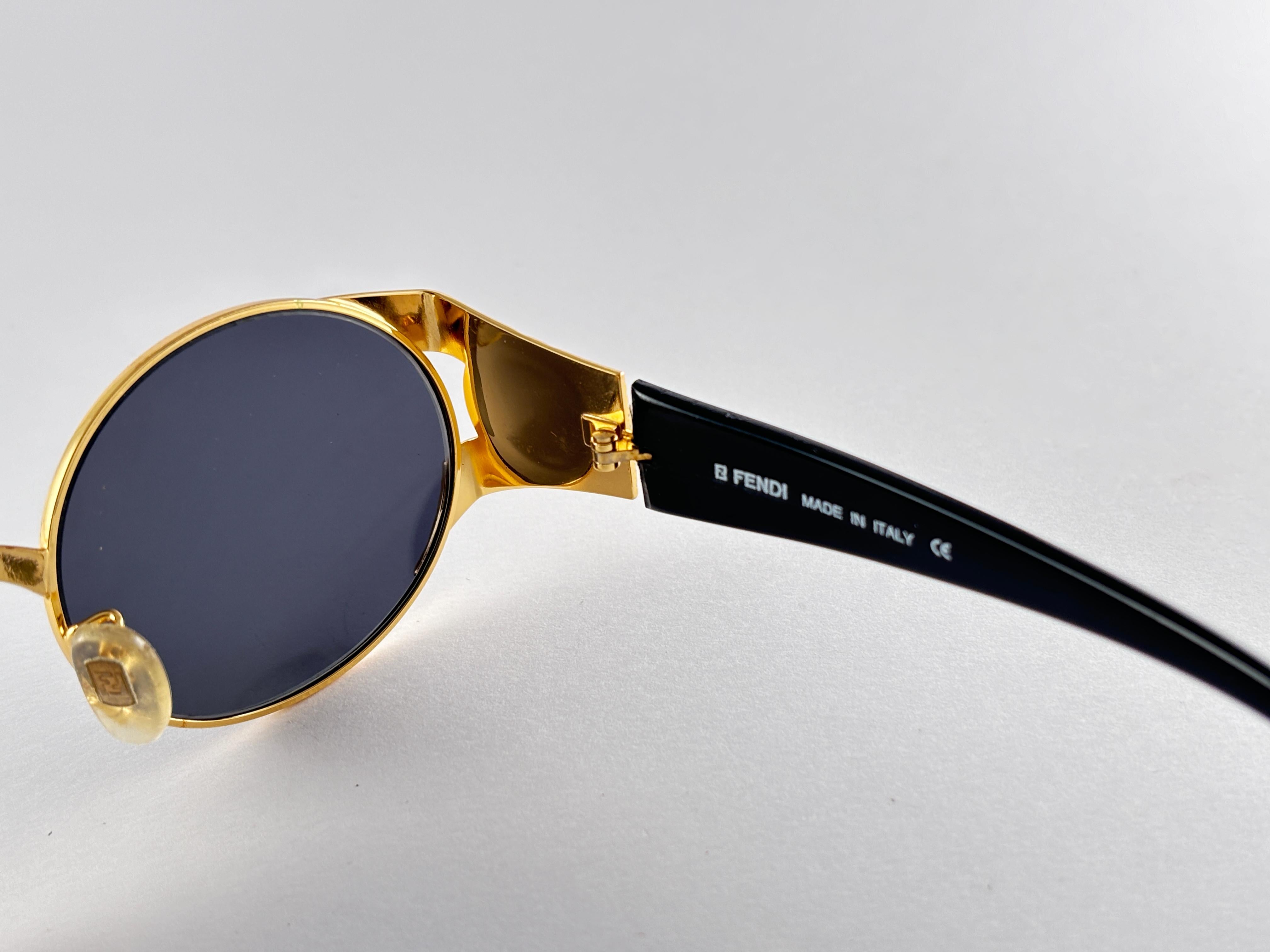 New Vintage Fendi FS 240 Black Oval 1990 Sunglasses Made in Italy For Sale 2