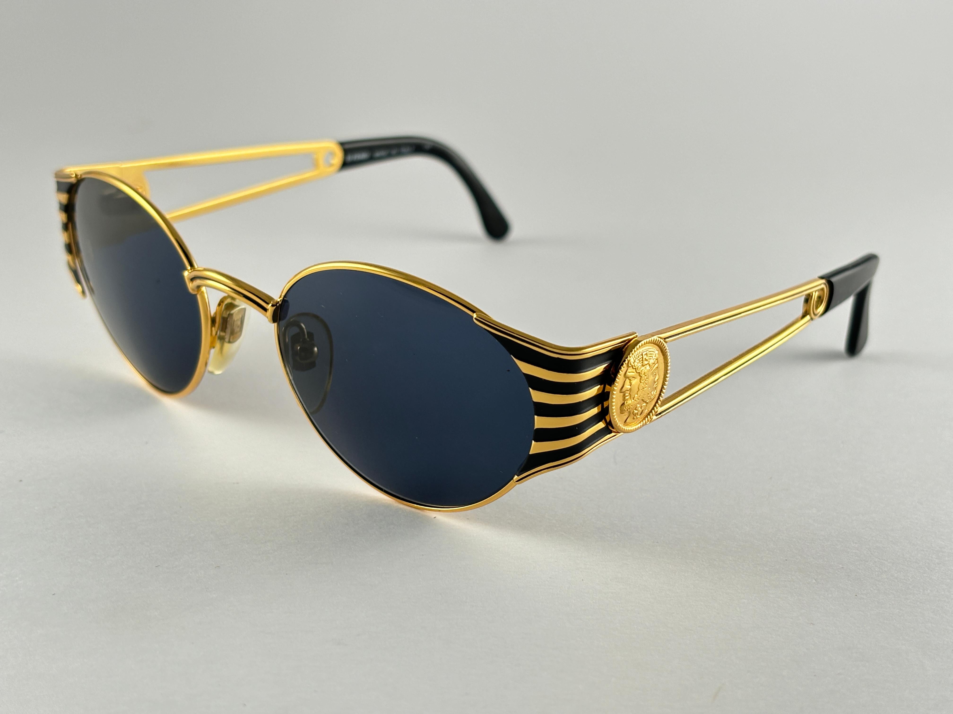 New Vintage Fendi FS 299 Gold  & Black Oval 1990 Sunglasses Made in Italy 2