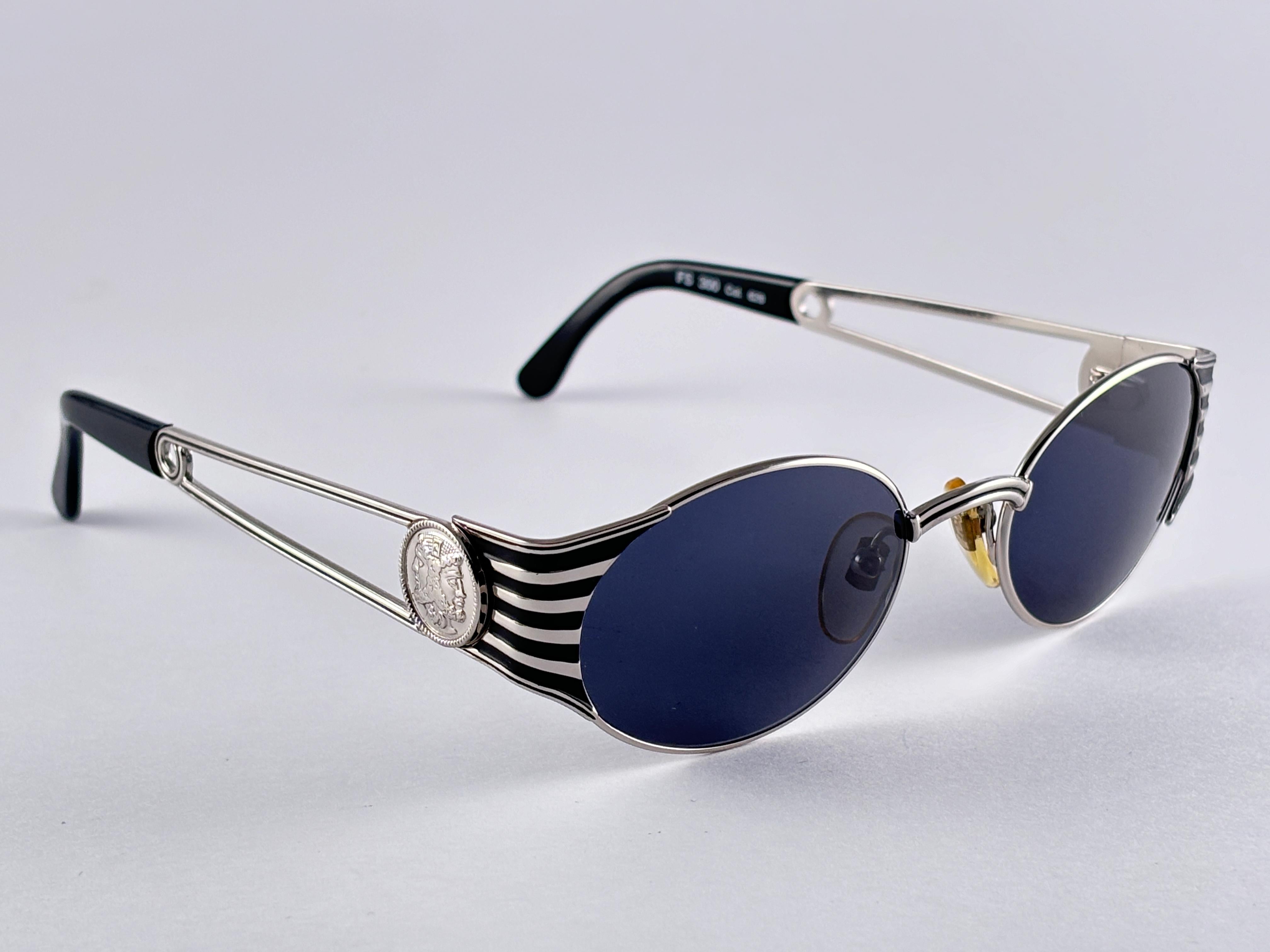 Nouveau Vintage Fendi FS 300 Argent  & Black Oval 1990 Lunettes de soleil Made in Italy en vente 3