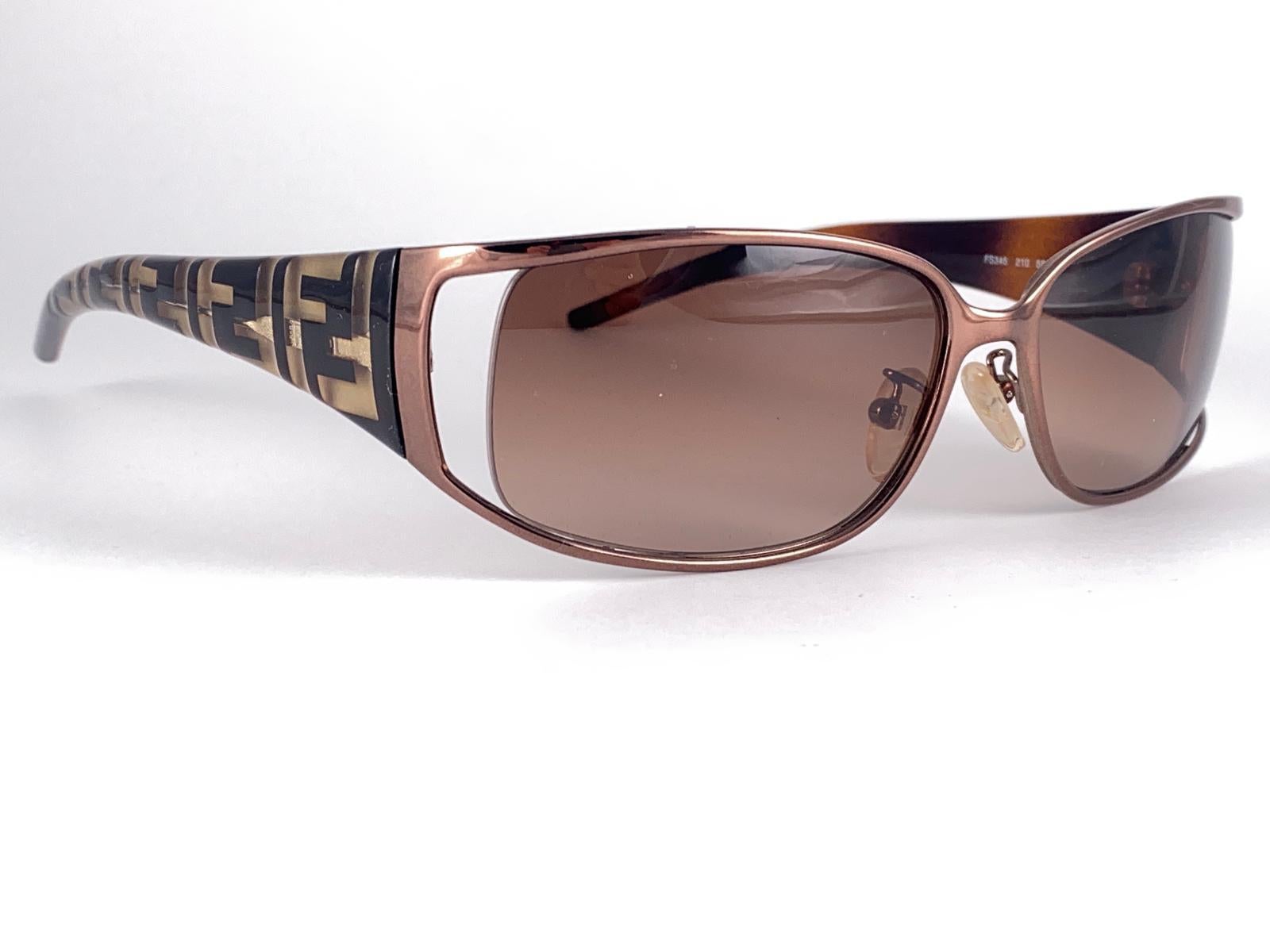 New Vintage Fendi  FS 345 Copper Gradient Lens Sunglasses 1980's Germany In New Condition For Sale In Baleares, Baleares