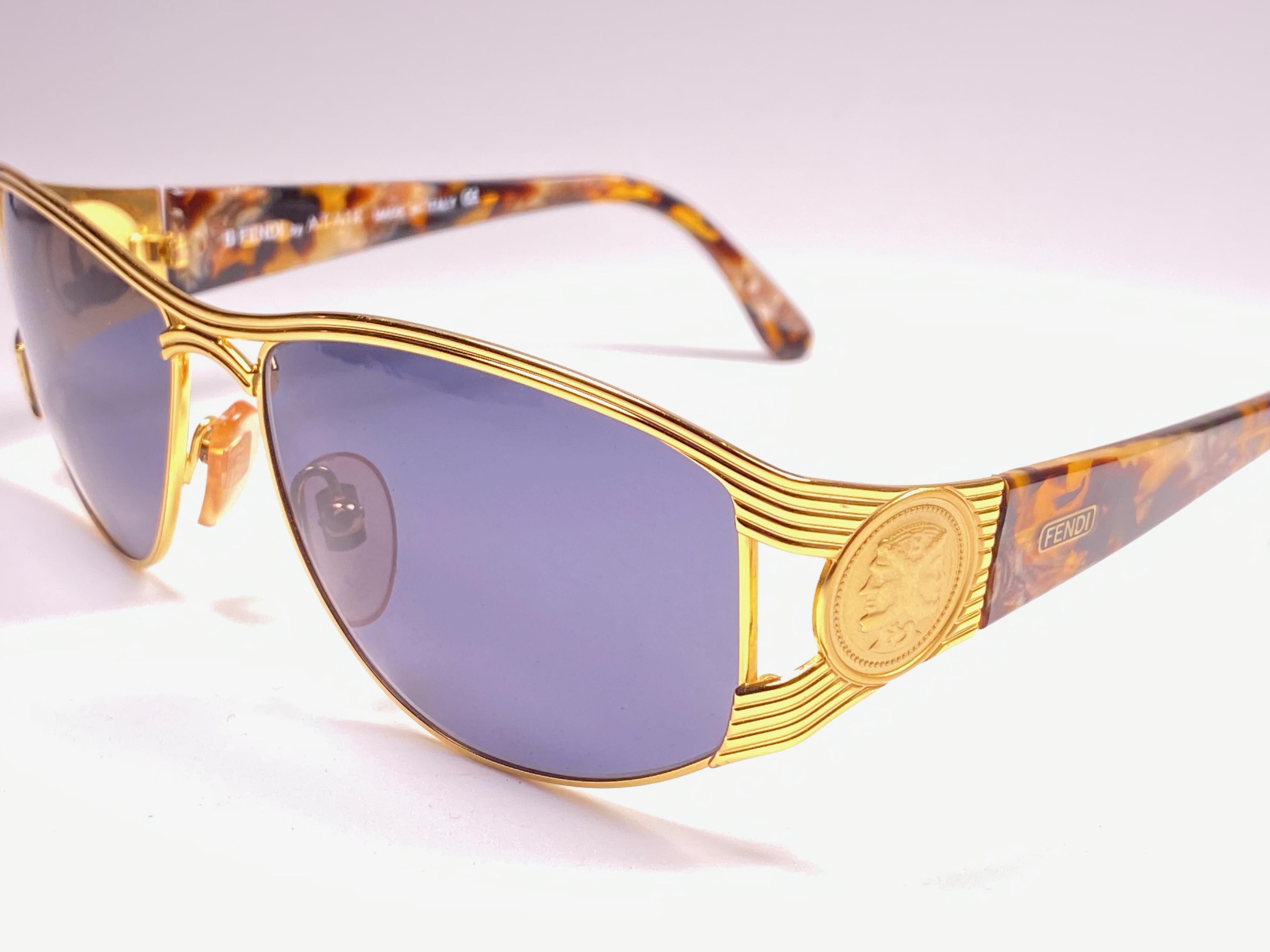 New Vintage Fendi FS232 Tortoise & Gold Large 1990 Sunglasses Made in Italy In New Condition In Baleares, Baleares