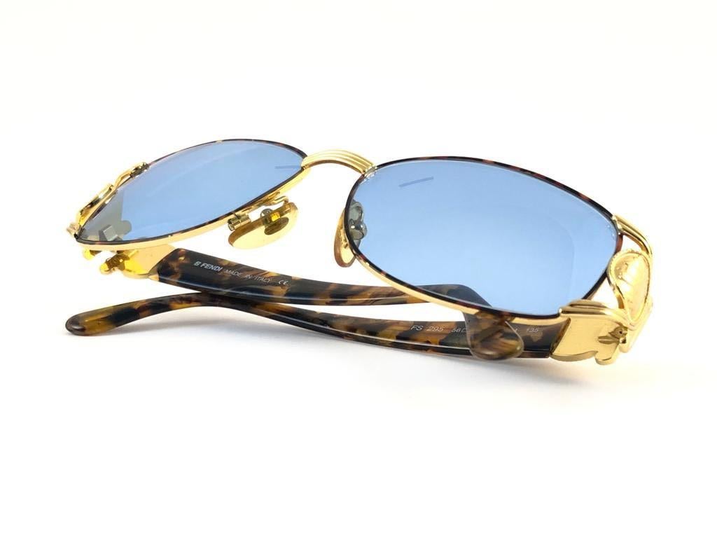 New Vintage Fendi FS295 Gold & Tortoise Oval 1990 Sunglasses Made in Italy In New Condition For Sale In Baleares, Baleares