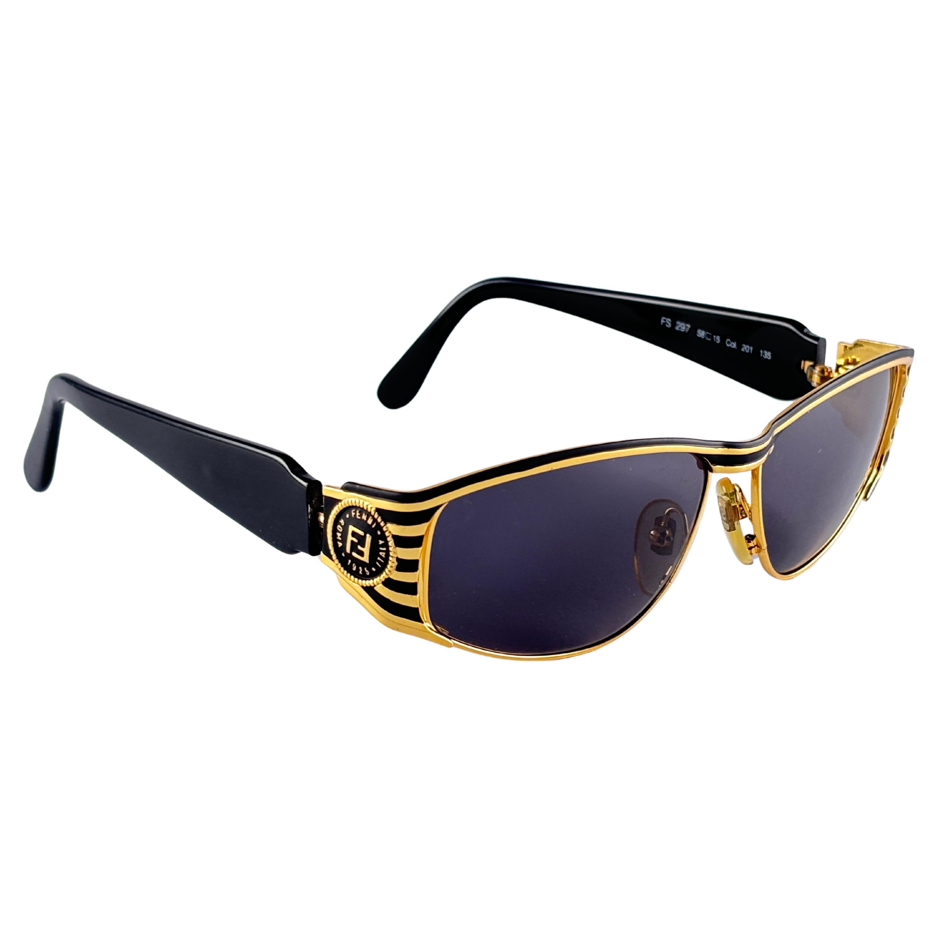 New Vintage Fendi FS297 Mask Black & Gold Large 1990 Sunglasses Made in Italy For Sale