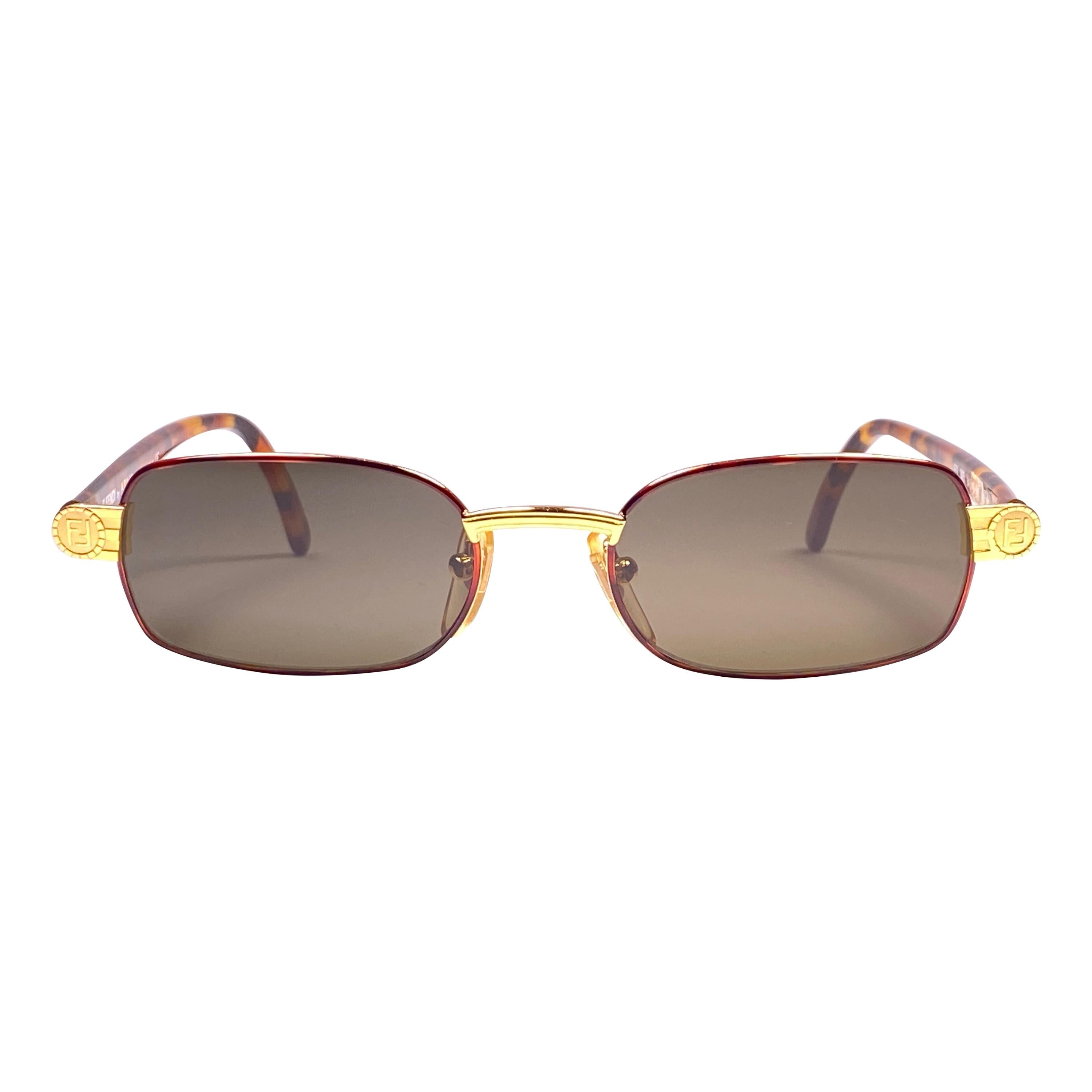 New Vintage Fendi FS305 Rectangular Matte Gold  1990 Sunglasses Made in Italy For Sale
