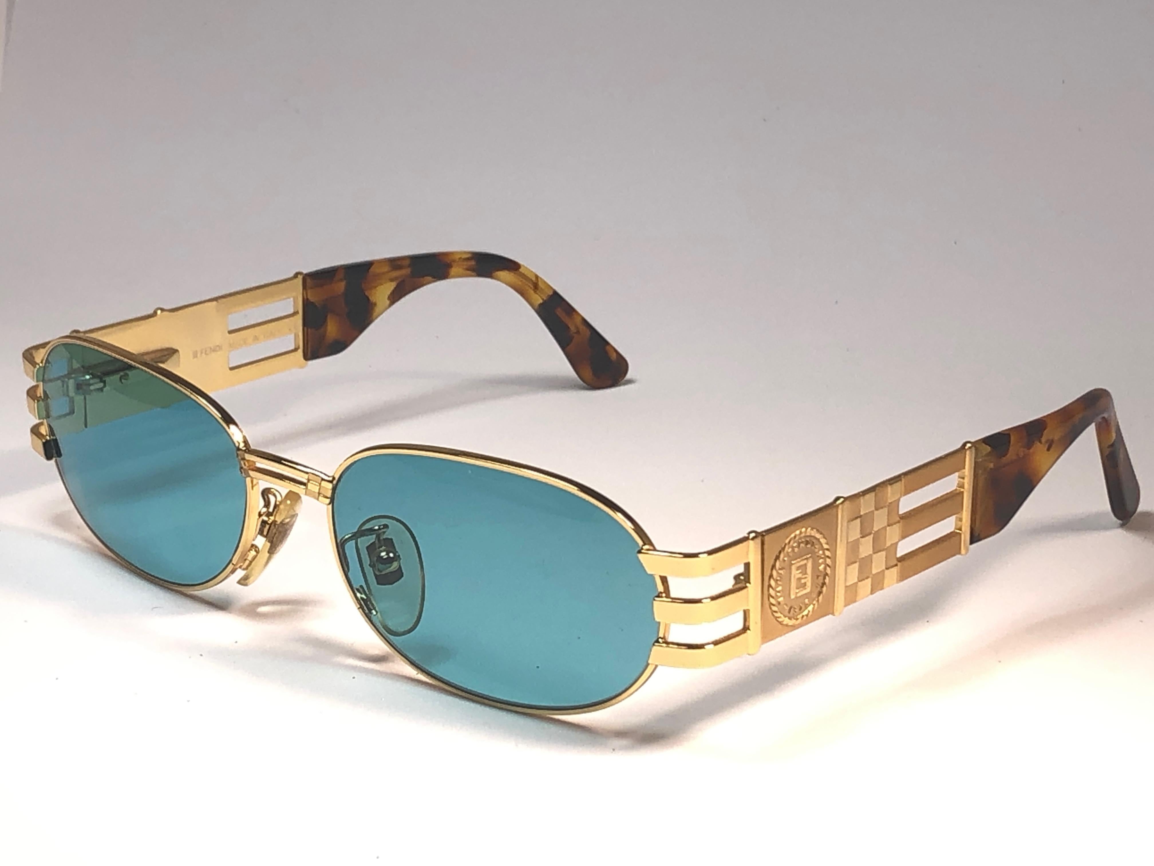 New Vintage Fendi  Gold SL 7028 Tortoise Mosaic 1990 Sunglasses Made in Italy In New Condition In Baleares, Baleares