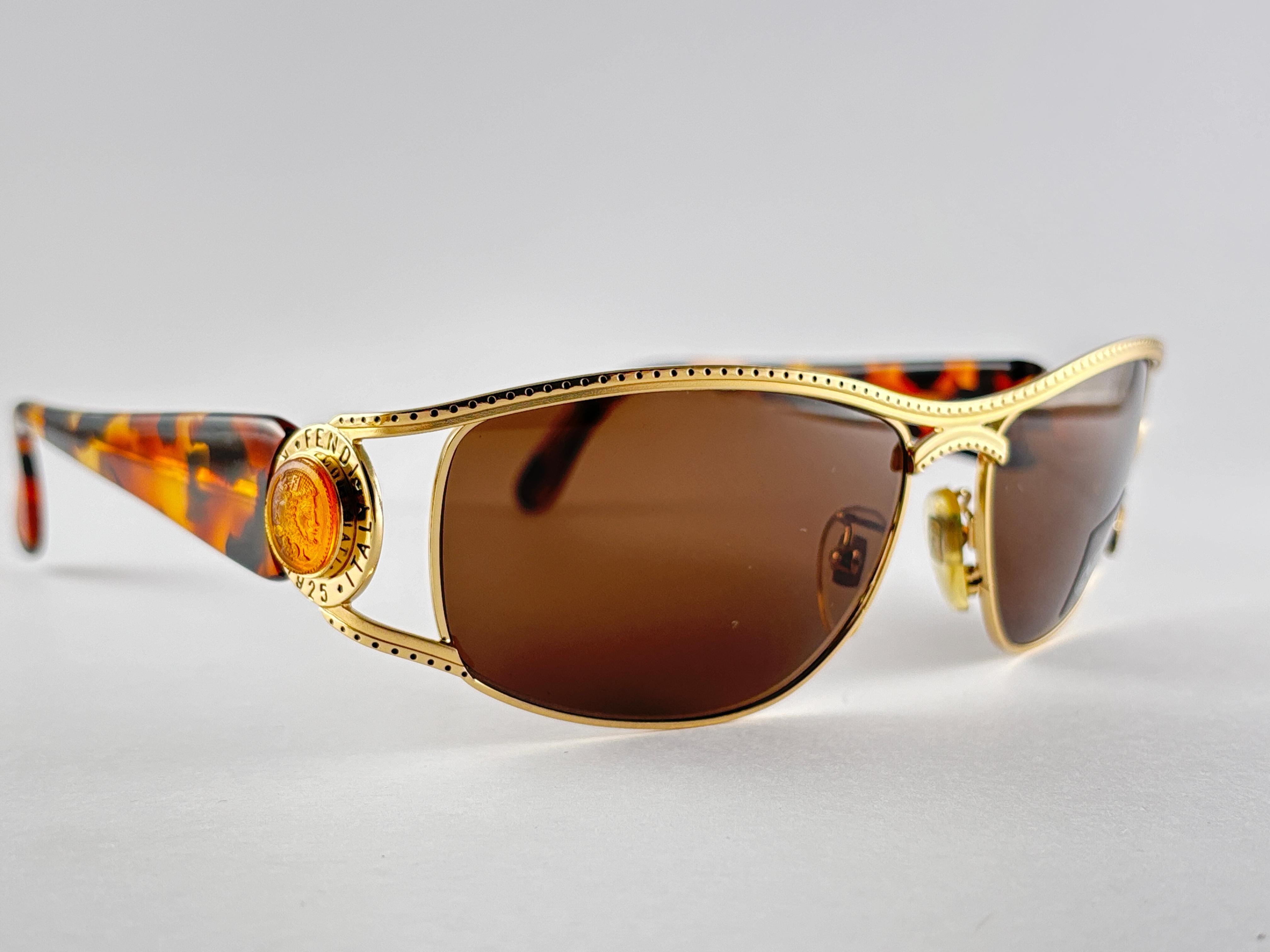 New Vintage Fendi SL7025 Mask Tortoise & Gold Large 1990 Sunglasses Italy For Sale 2