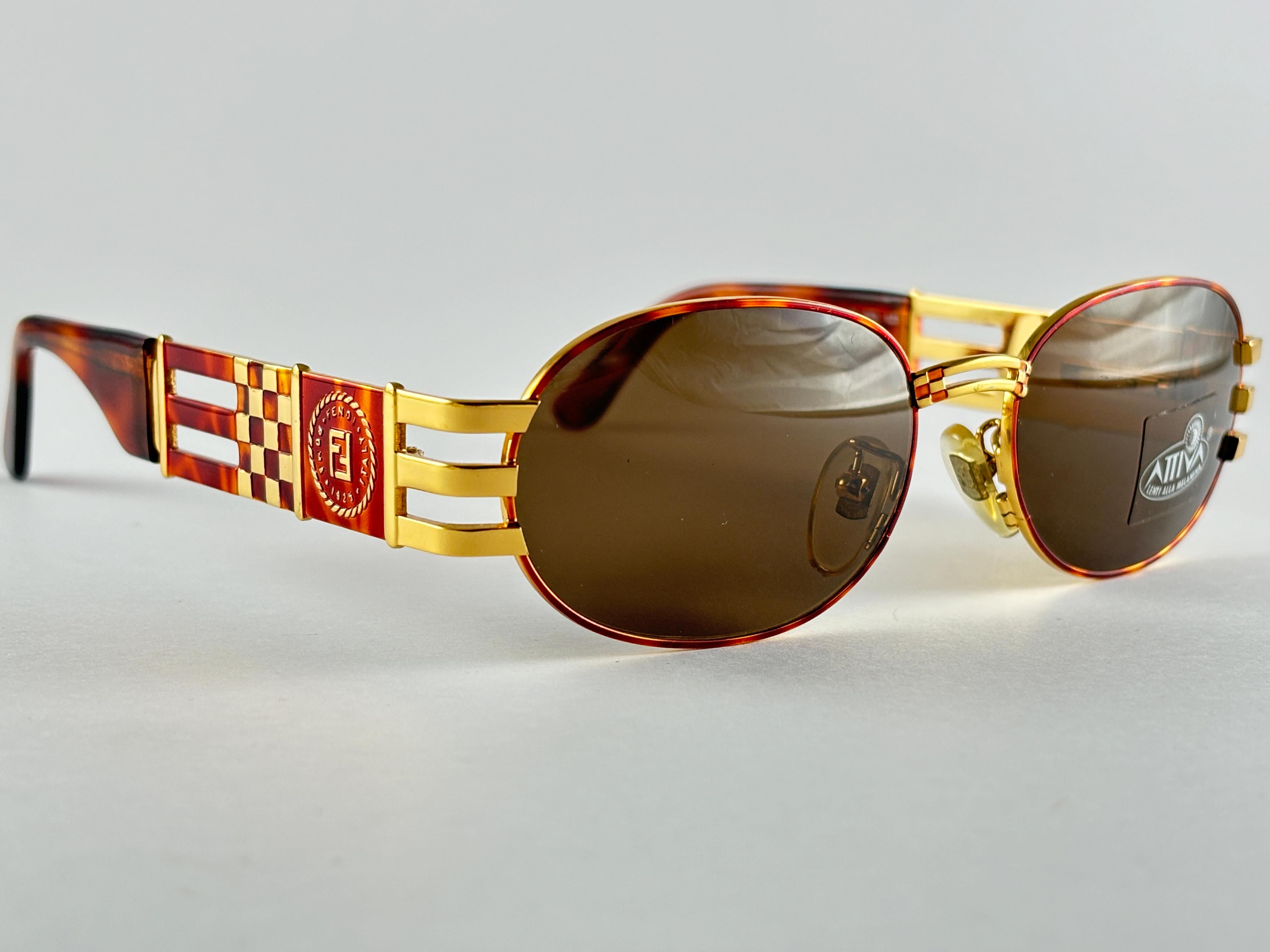 New Vintage Fendi SL7028 Tortoise & Gold Oval 1990 Sunglasses Made in Italy For Sale 1