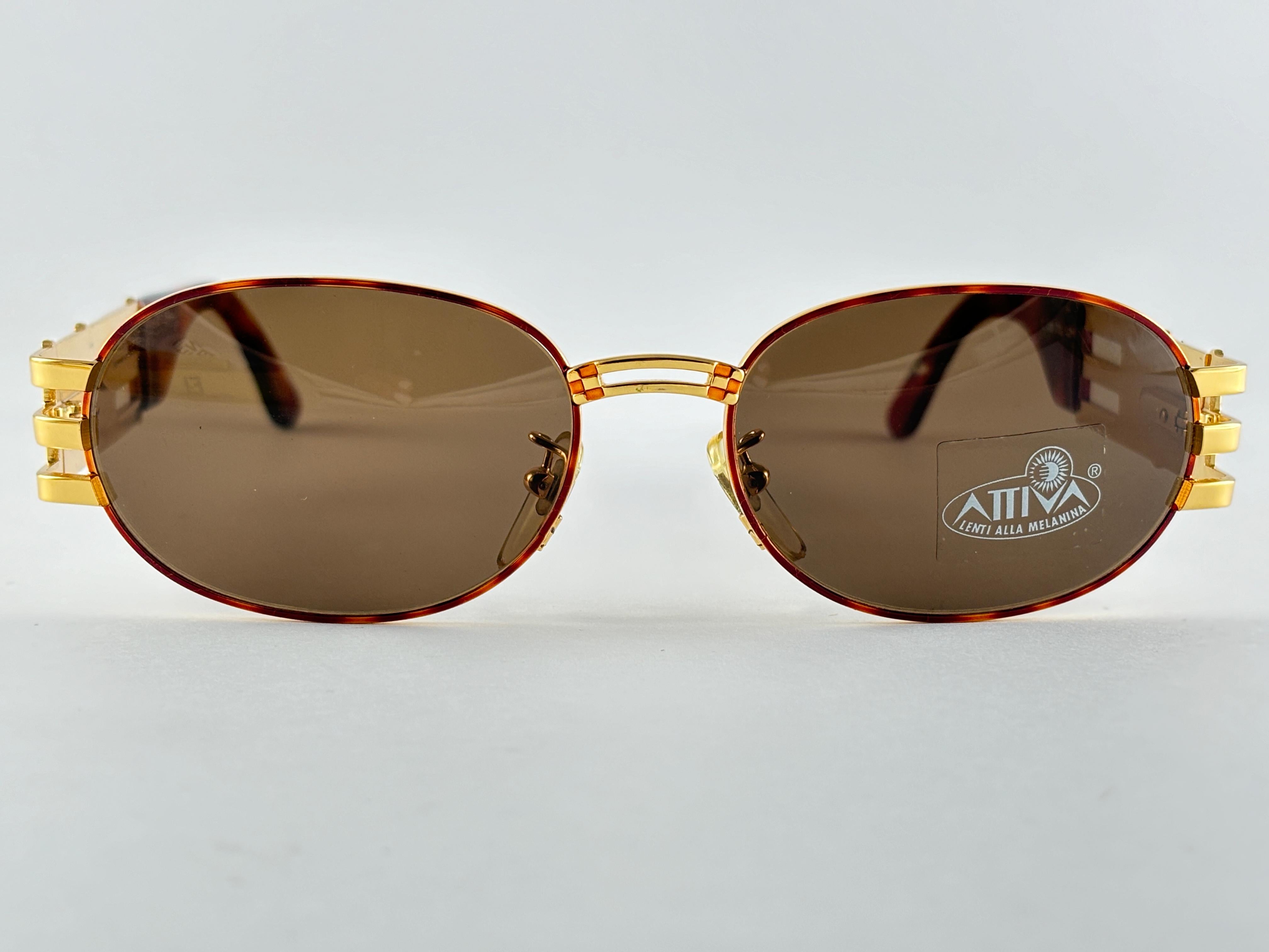 New Vintage Fendi SL7028 Tortoise & Gold Oval 1990 Sunglasses Made in Italy For Sale 2