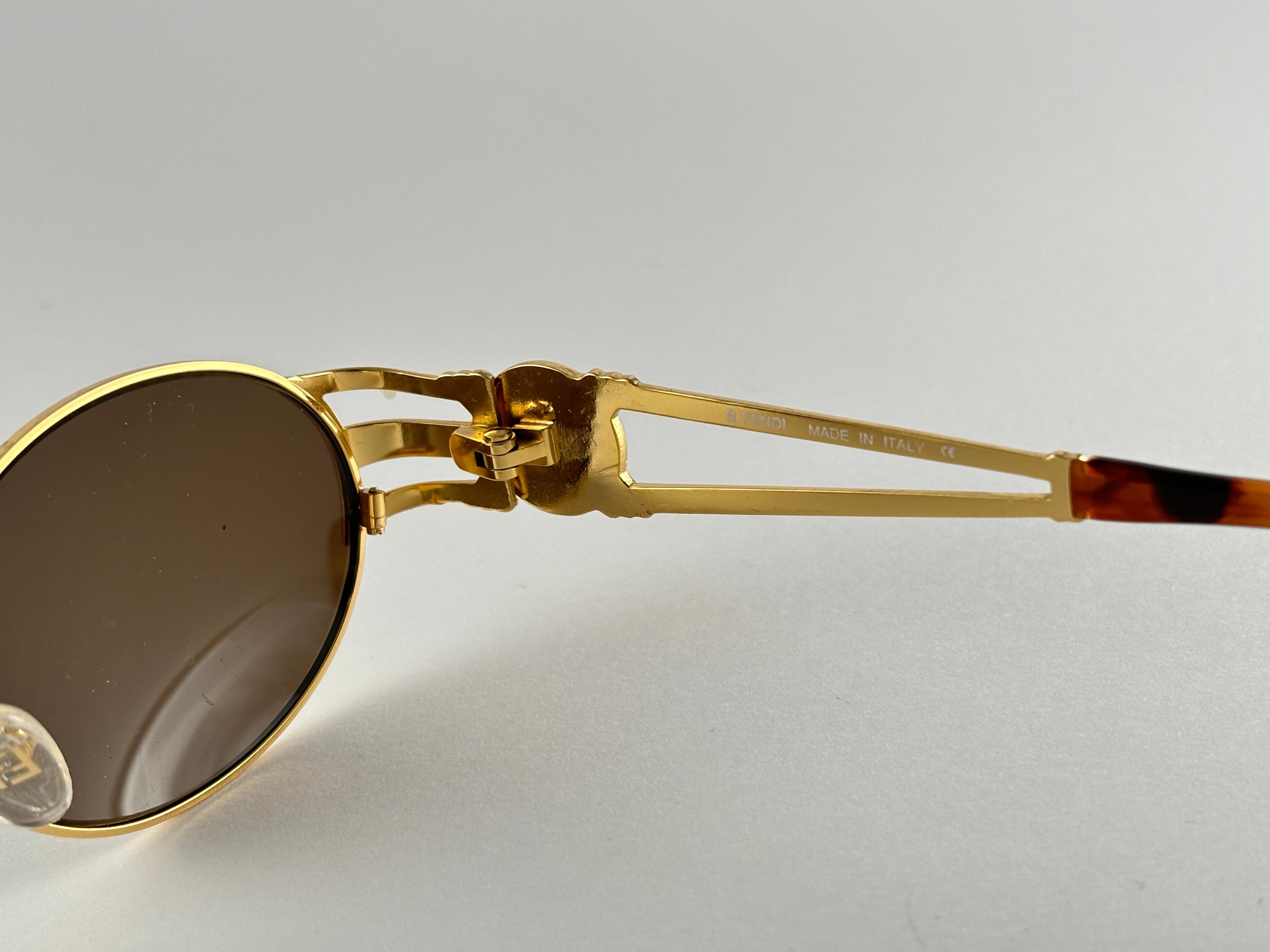 Brown New Vintage Fendi SL7035 Gold Oval 1990 Sunglasses Made in Italy For Sale