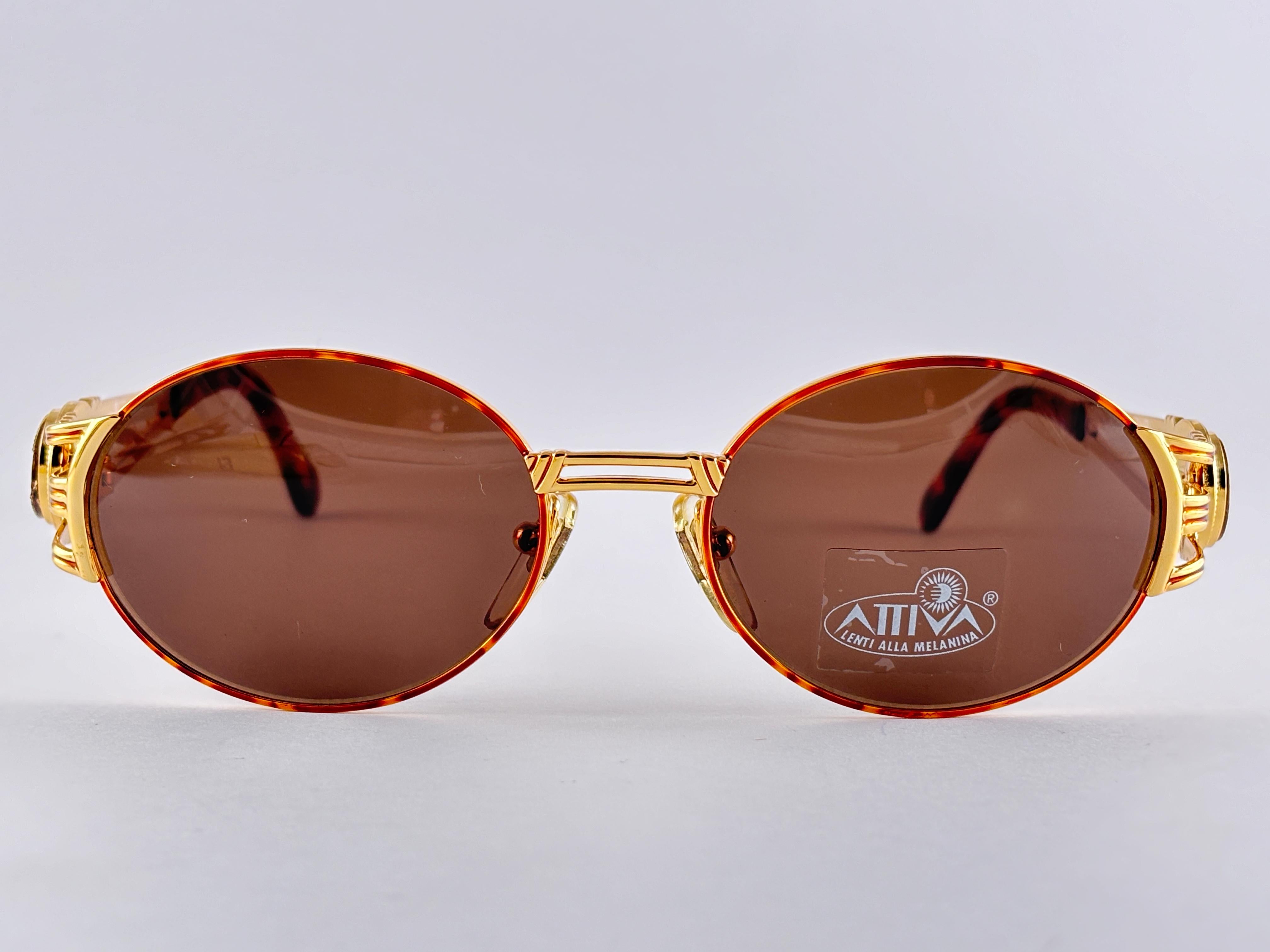 New Vintage Fendi SL7035 Tortoise & Gold Oval 1990 Sunglasses Made in Italy For Sale 2