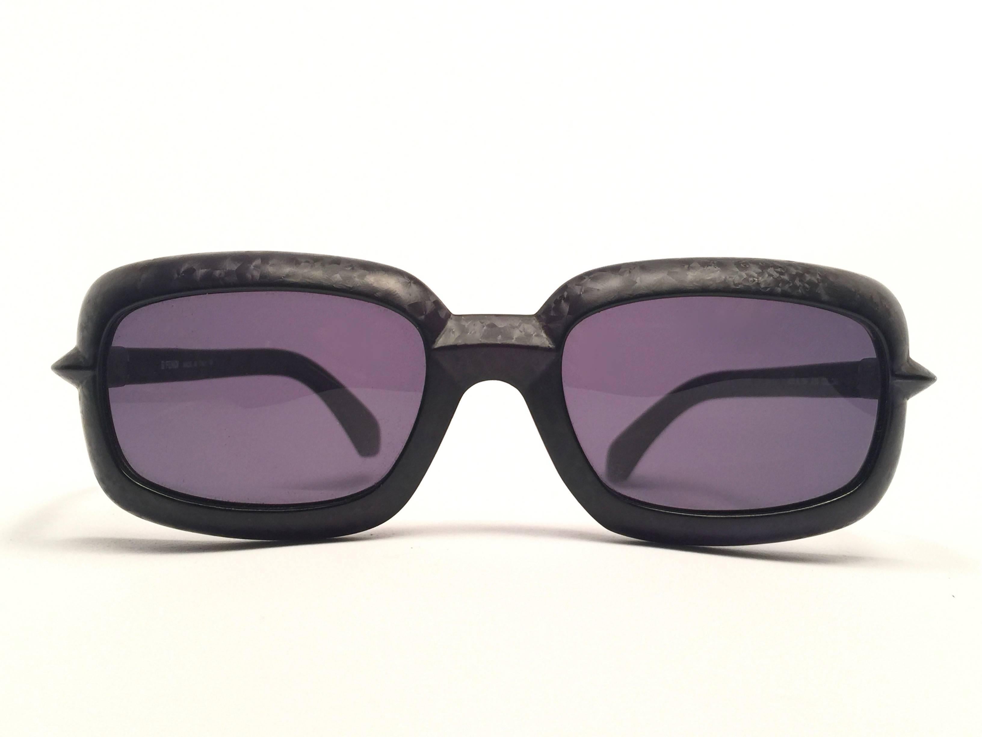 Women's or Men's New Vintage Fendi SL7551 Square Black Matte 1990 Sunglasses