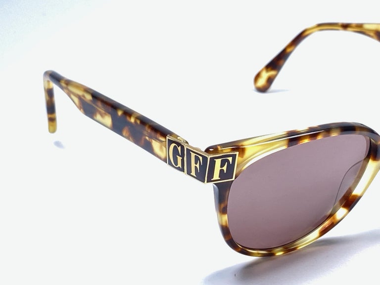 New Vintage Gianfranco Ferré GFF 105 Gold / Tortoise 1990 Italy Sunglasses  For Sale at 1stDibs