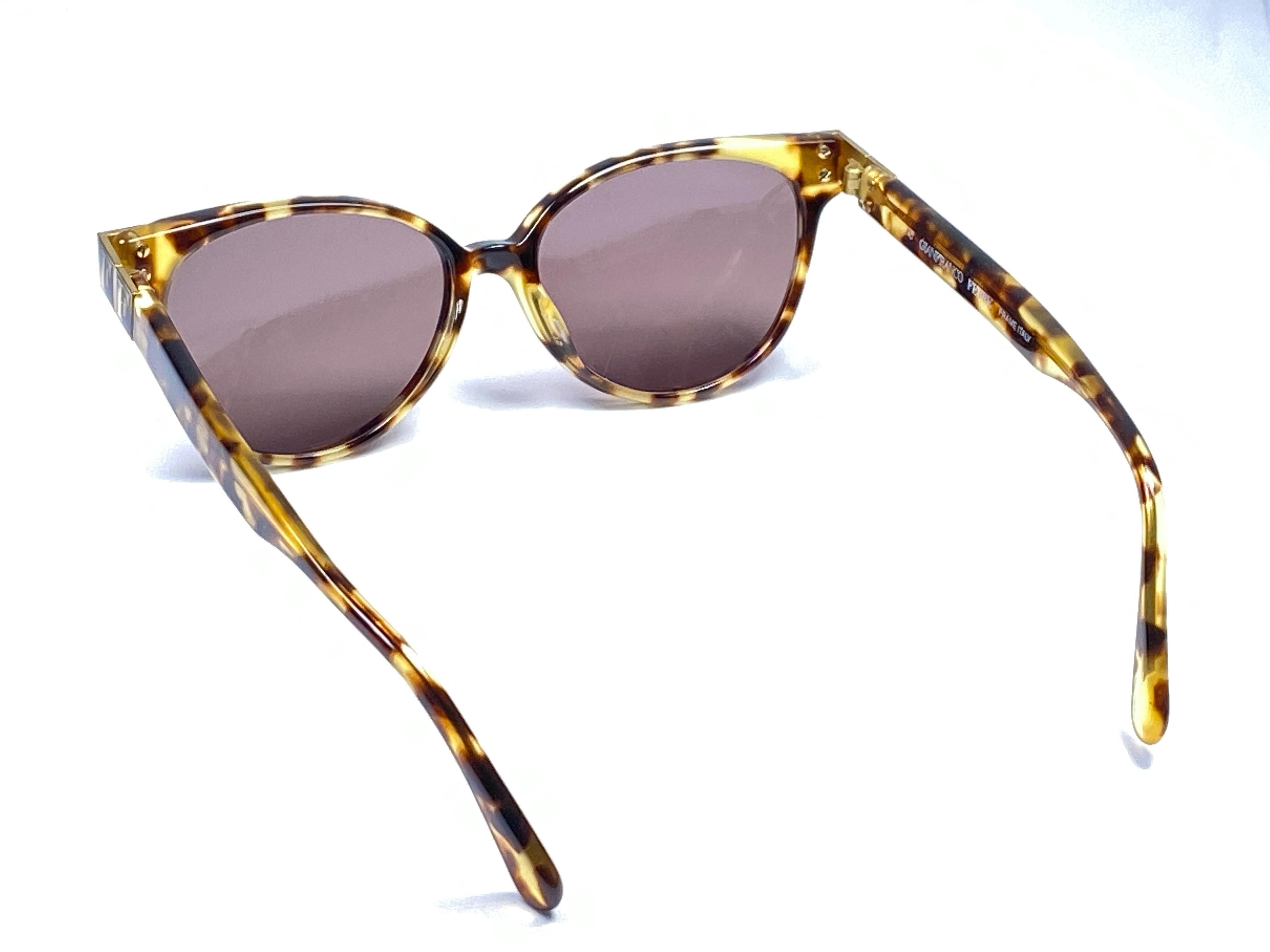 New Vintage Gianfranco Ferré GFF 105 Gold / Tortoise 1990 Italy Sunglasses For Sale 3