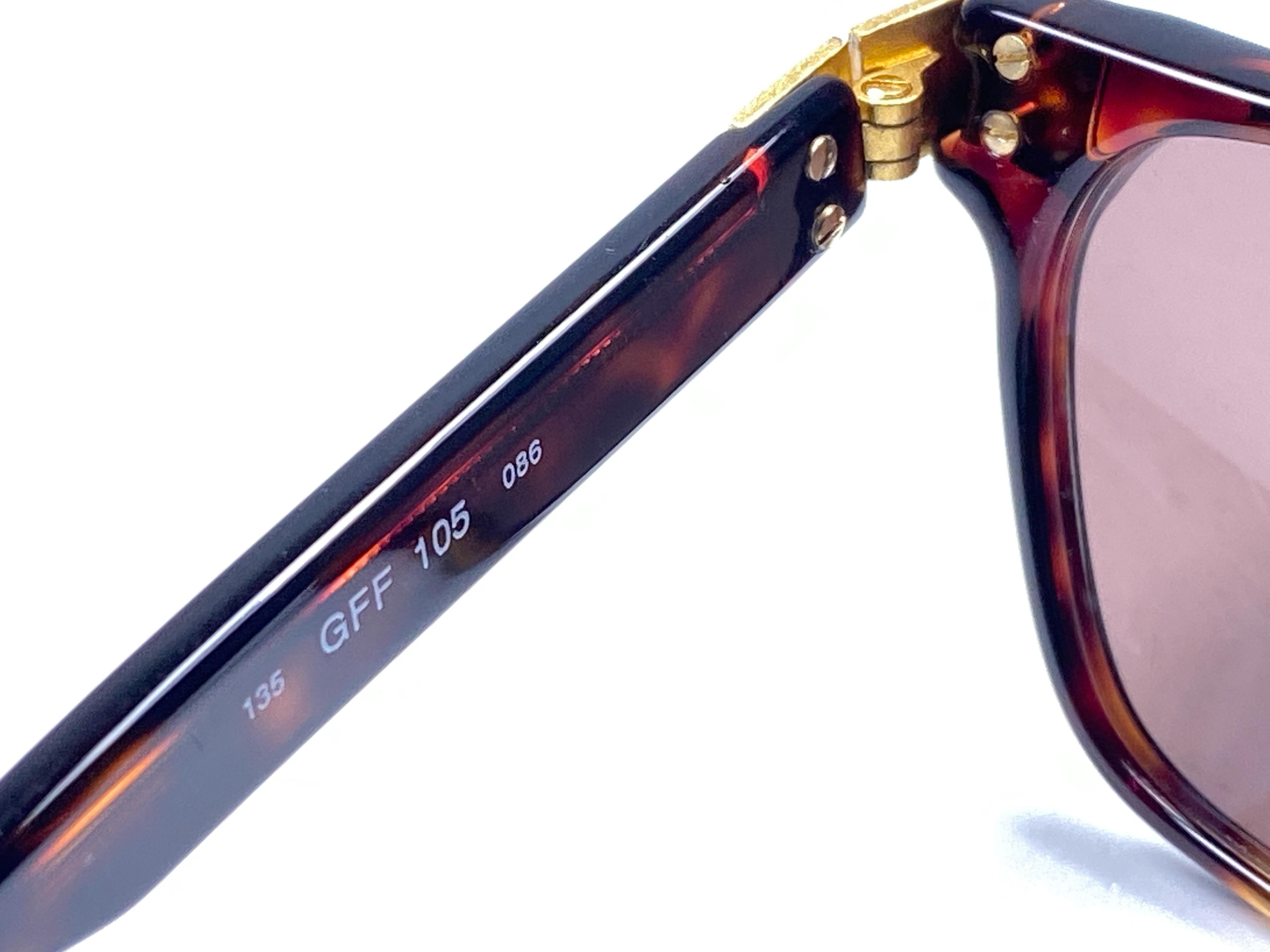 Gray New Vintage Gianfranco Ferré GFF 105 Gold / Dark Amber 1990 Italy Sunglasses For Sale