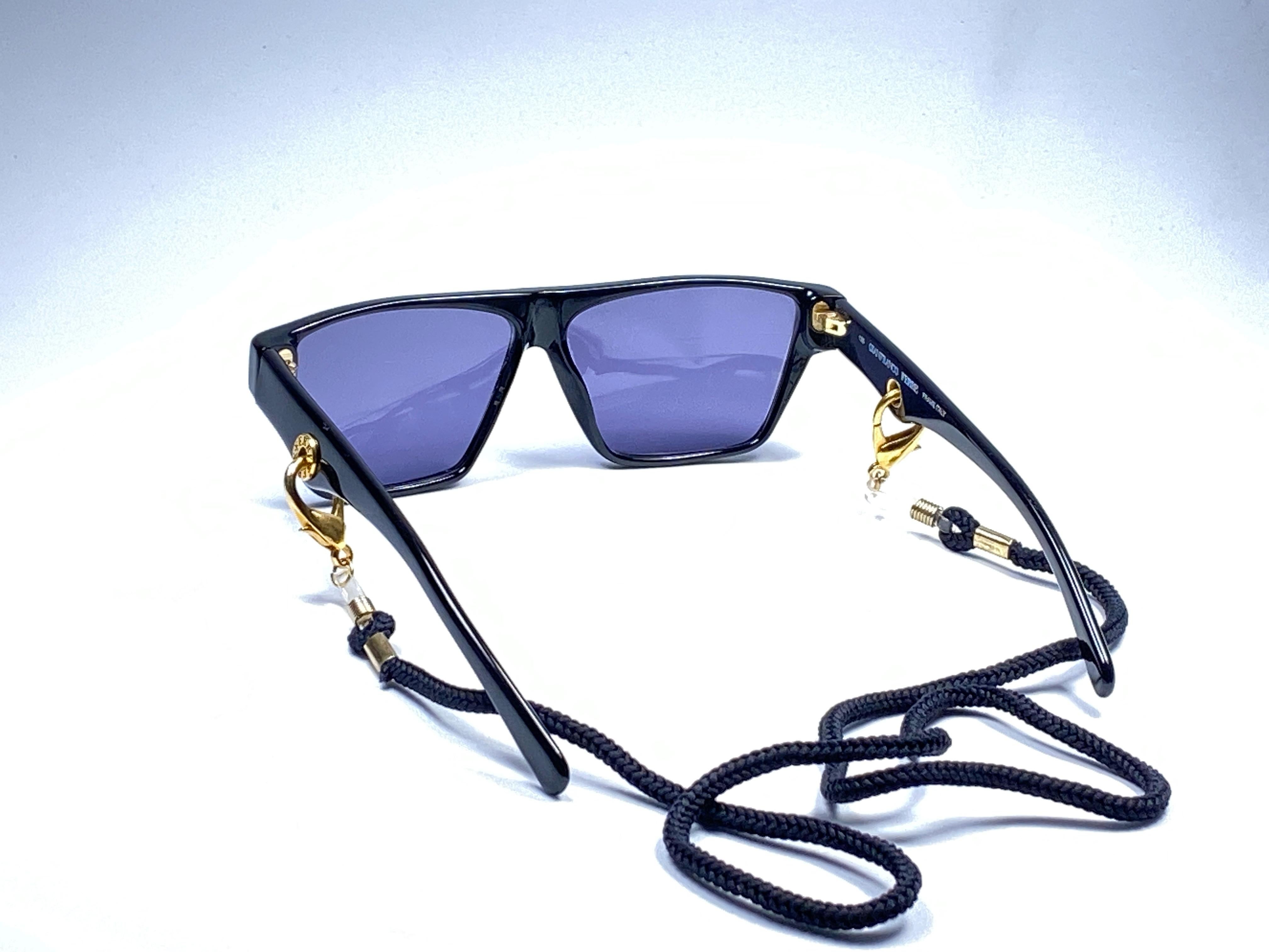 New Vintage Gianfranco Ferré GFF 181 Gold / Black 1990  Italy Sunglasses For Sale 1
