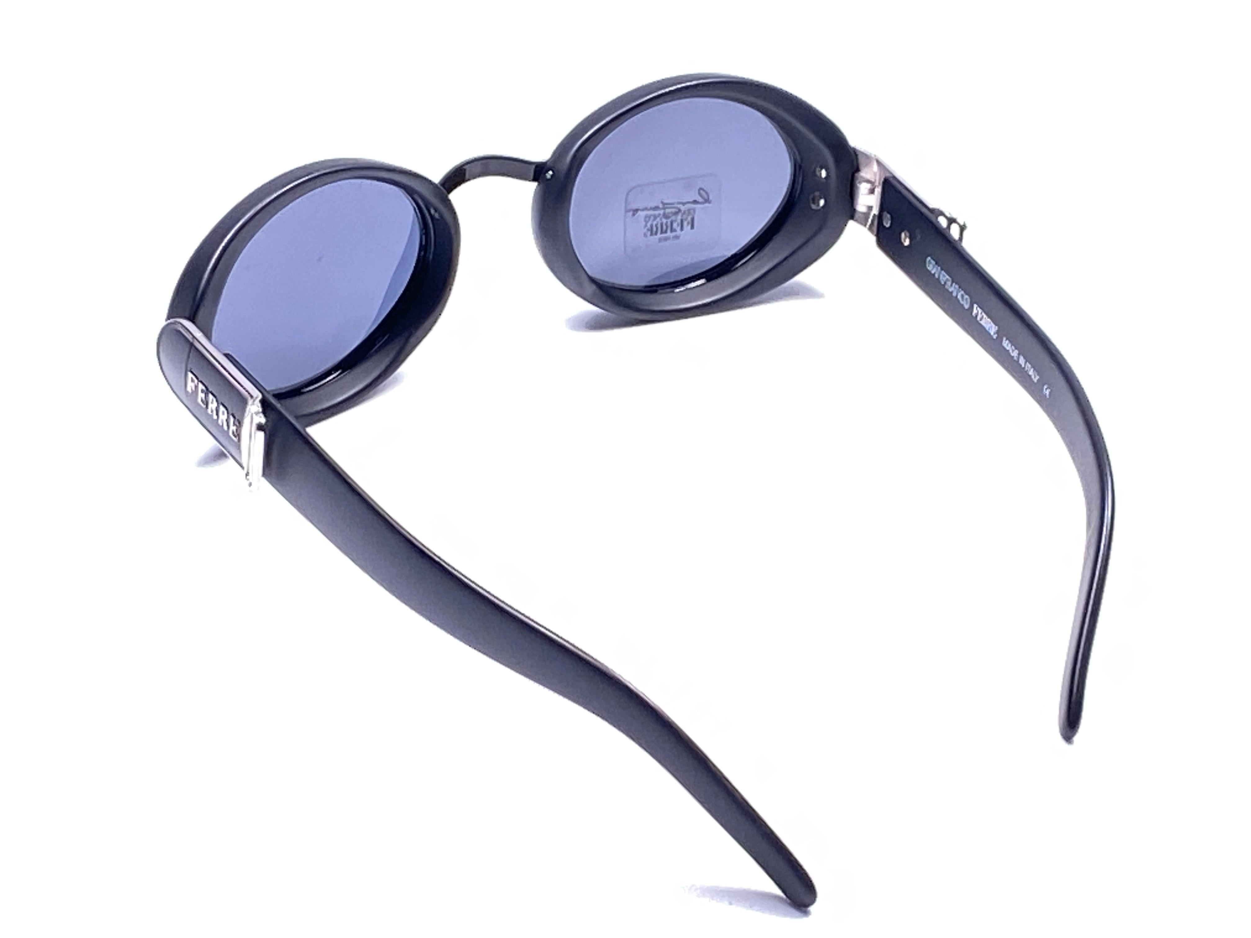 New Vintage Gianfranco Ferré GFF 327 Silver  / Black 1990  Italy Sunglasses 2