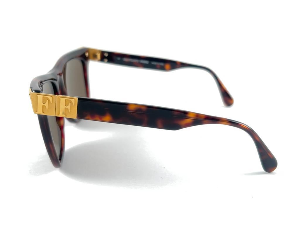 New Vintage Gianfranco Ferré GFF 47/S Gold / Dark Tortoise 1990 Italy Sunglasses For Sale 10