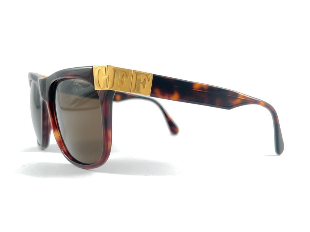 New Vintage Gianfranco Ferré GFF 47/S Gold / Dark Tortoise 1990 Italy Sunglasses For Sale 12