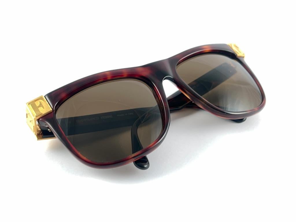 Women's or Men's New Vintage Gianfranco Ferré GFF 47/S Gold / Dark Tortoise 1990 Italy Sunglasses For Sale