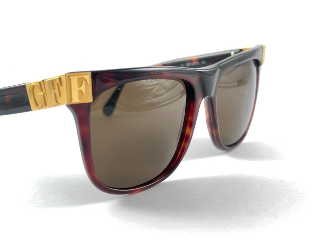 New Vintage Gianfranco Ferré GFF 47/S Gold / Dark Tortoise 1990 Italy Sunglasses For Sale 2