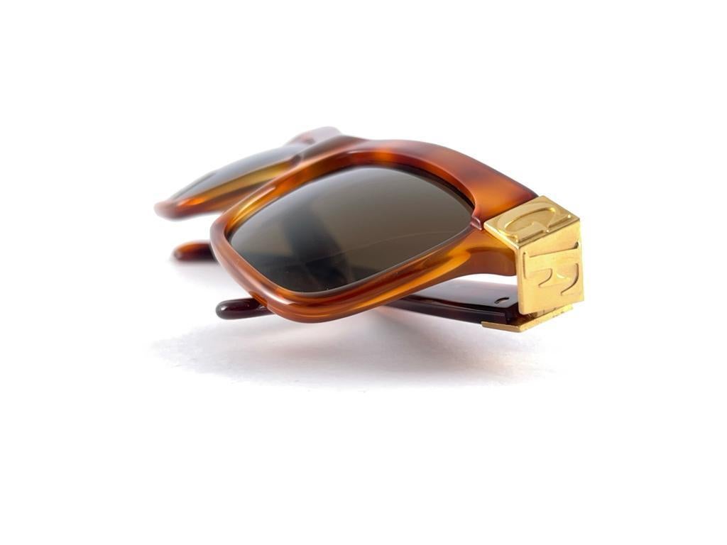 New Vintage Gianfranco Ferré GFF 48/S Gold & Tortoise 1990's Italy Sunglasses For Sale 9