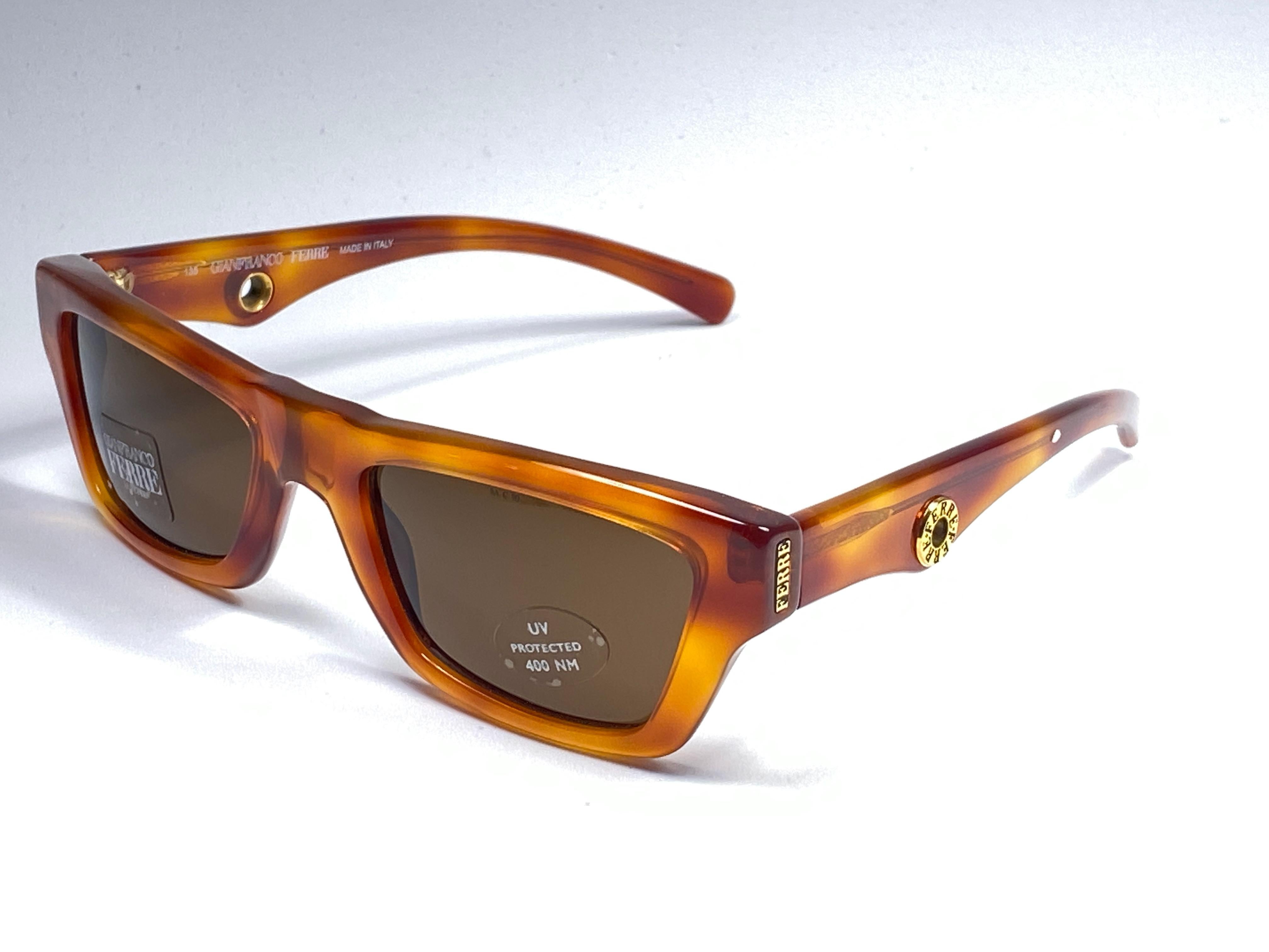 New Vintage Gianfranco Ferré GFF161 Tortoise & Gold 1990  Italy Sunglasses In New Condition In Baleares, Baleares