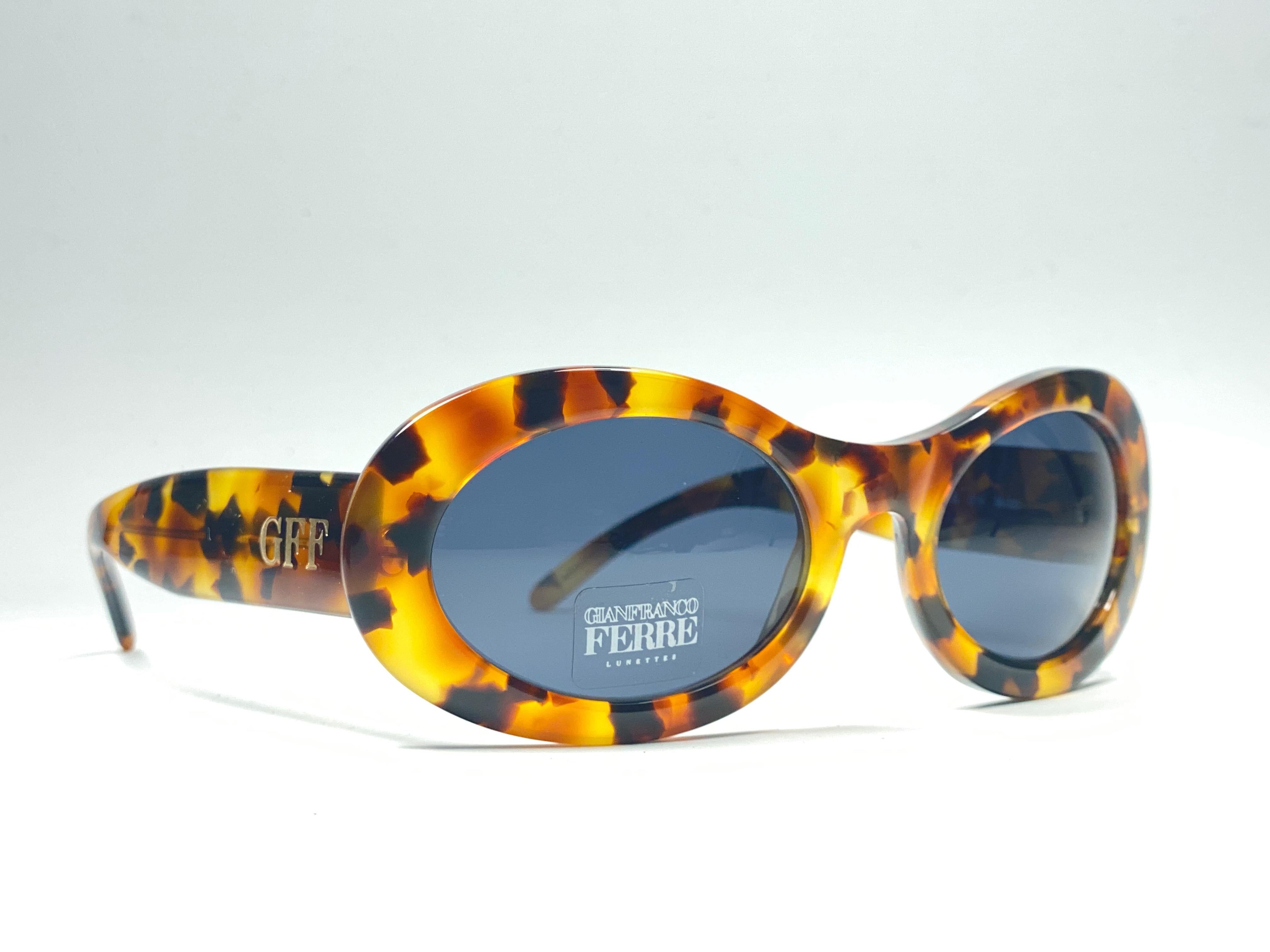 Women's or Men's New Vintage Gianfranco Ferré GFF325 Tortoise & Gold 1990  Italy Sunglasses