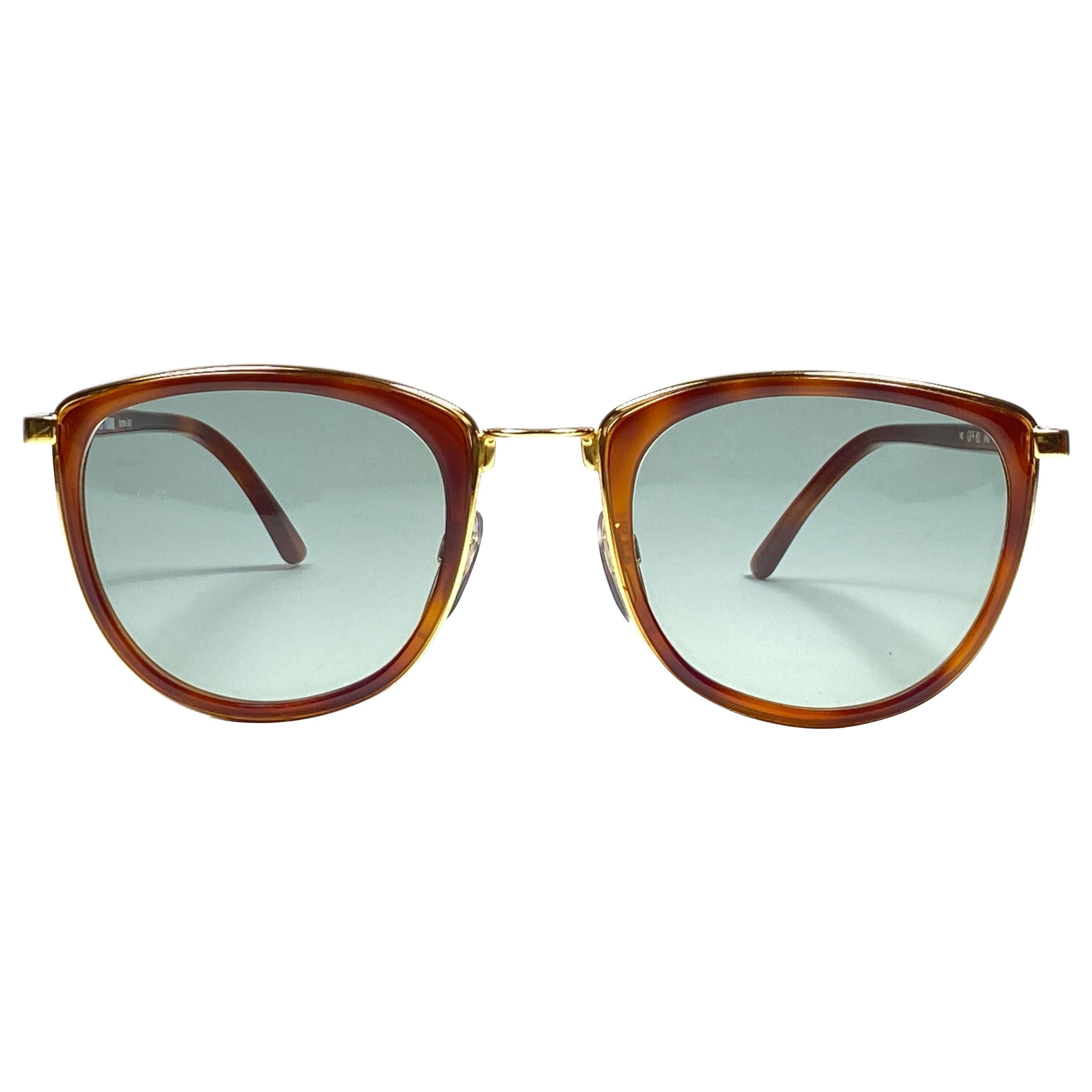 New Vintage Gianfranco Ferré GFF60 Tortoise & Gold 1990  Italy Sunglasses