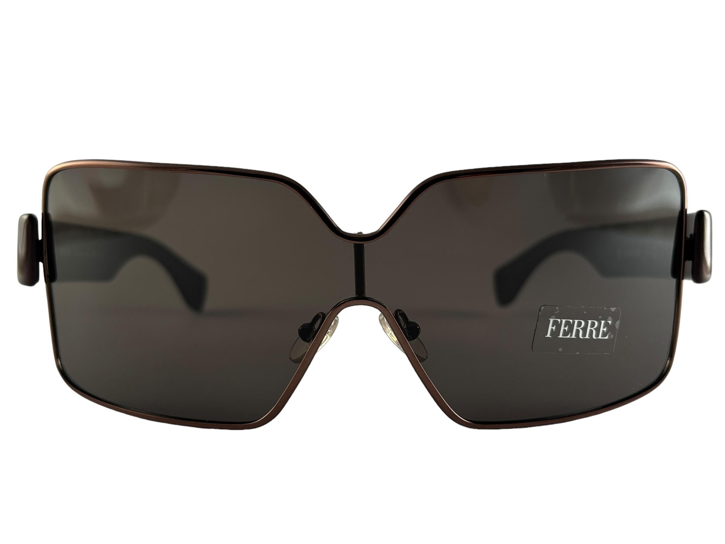 New Vintage Gianfranco Ferre Mask  Copper Y2K Made In Italy Sunglasses For Sale 4