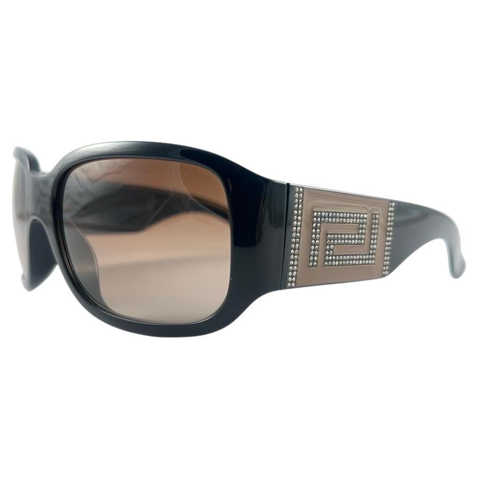 Nouveau Vintage Gianni Versace M 4159B Lunettes de soleil noires avec monture surdimensionnée, Italie, années 2000