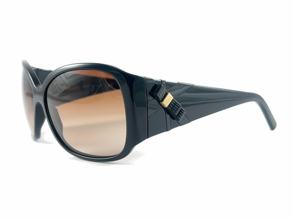 Women's New Vintage Gianni Versace M 4171 Oversized Black Frame 2000'S Italy Sunglasses For Sale