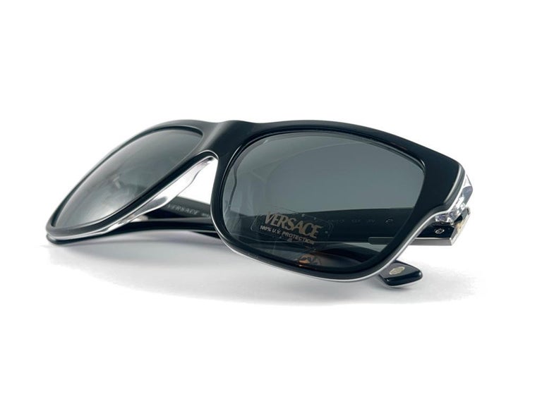 New Vintage Gianni Versace Mod 4192 Black and Purple 2000 display picture 2