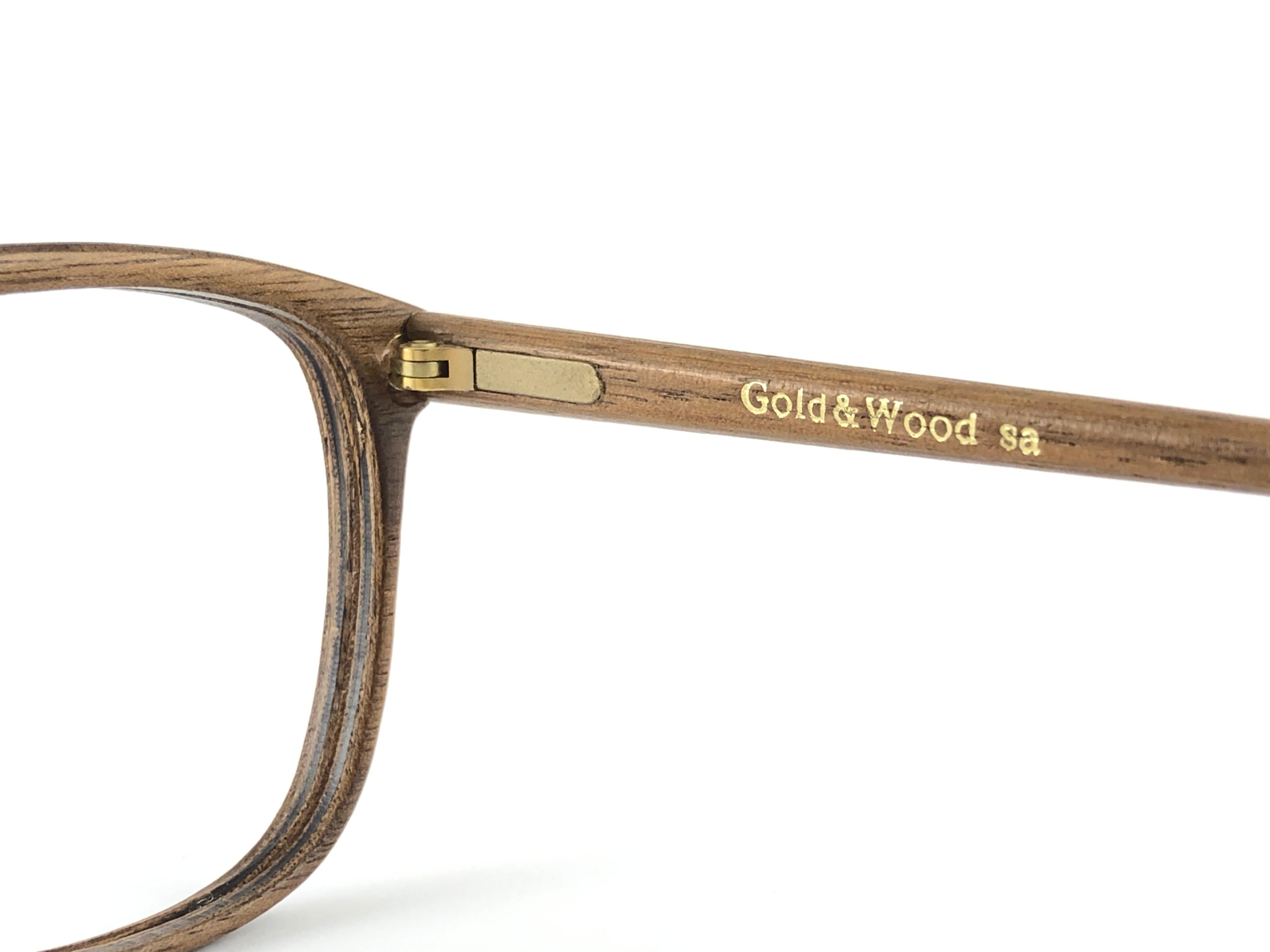 Women's or Men's New Vintage Gold & Wood 605006 Genuine RX Glasses 1980's France For Sale