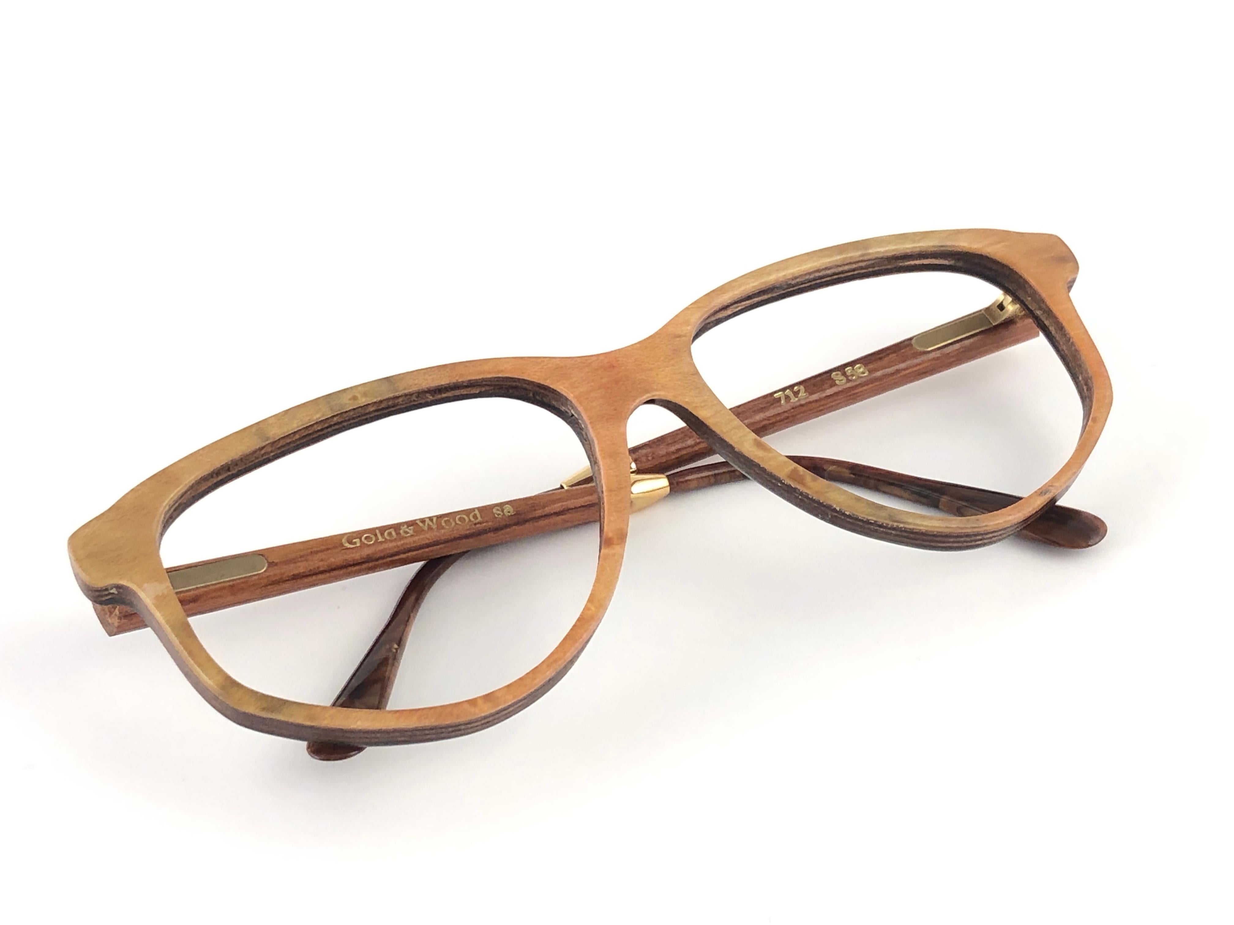 New Vintage Gold & Wood 712 Lacquered Genuine RX Glasses 1980's France In New Condition For Sale In Baleares, Baleares