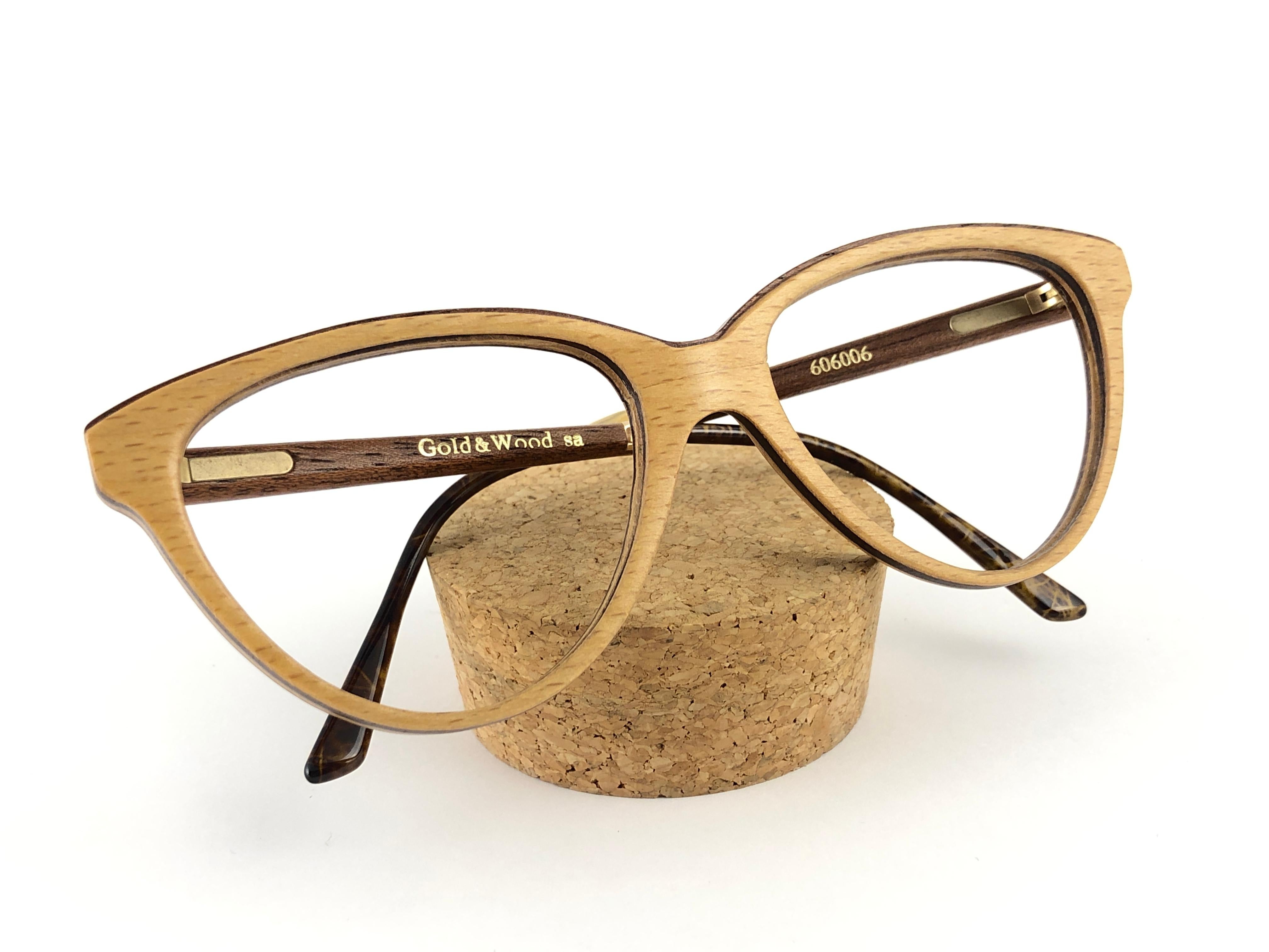 New Vintage Gold & Wood Cat Eye 606006 Genuine RX Glasses 1980's France In New Condition For Sale In Baleares, Baleares