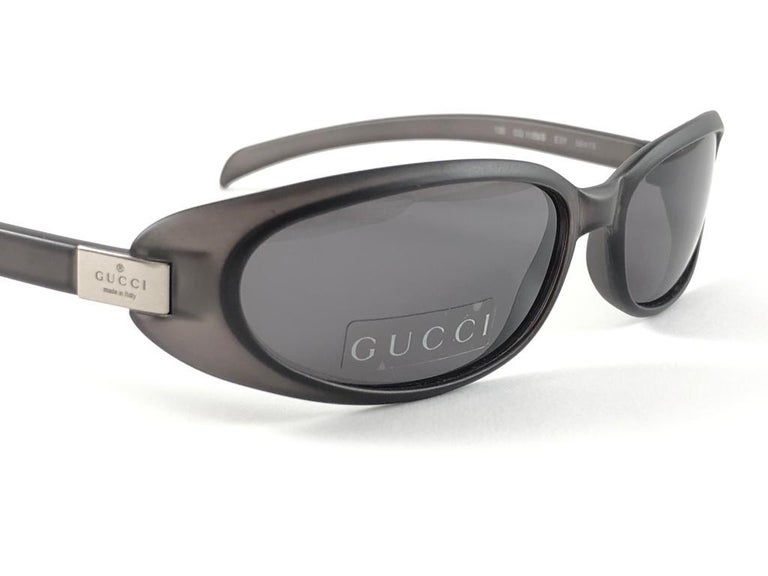 New Vintage Gucci 1189/S Black Mate Oval Frame Sunglasses