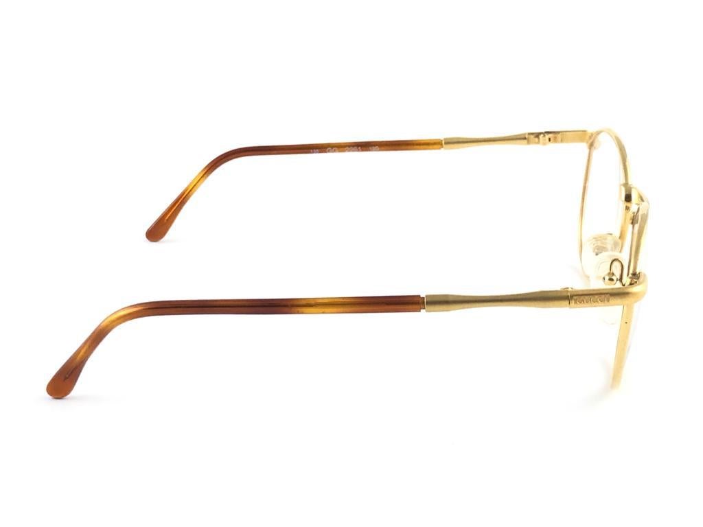 New Vintage Gucci 2261 Round Gold Rx Prescription 1980's Made in Italy For Sale 1