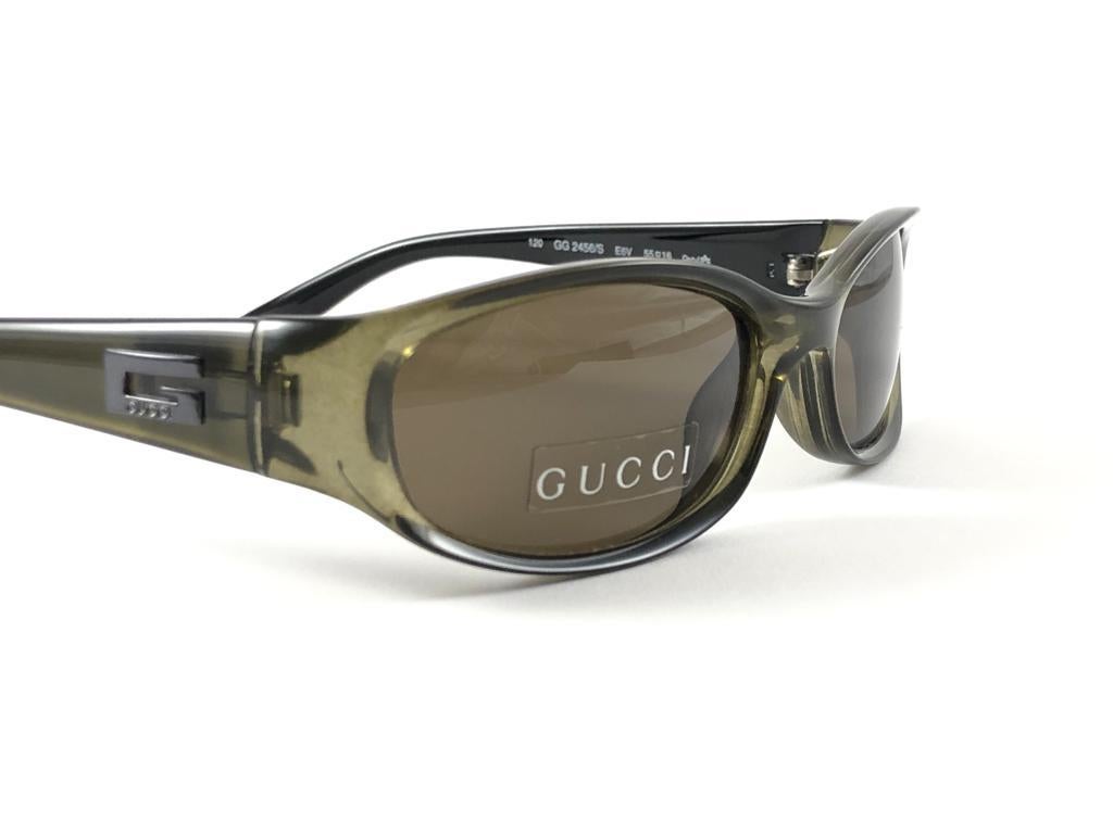 Women's New Vintage Gucci 2456/S Translucent Optyl Sunglasses 1990's Made in Italy Y2K