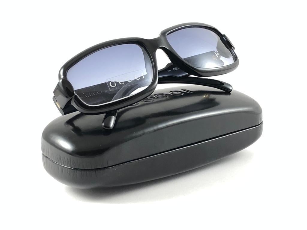 New Vintage Gucci 2475/S Black Optyl Sunglasses 1990's Made in Italy Y2K For Sale 8