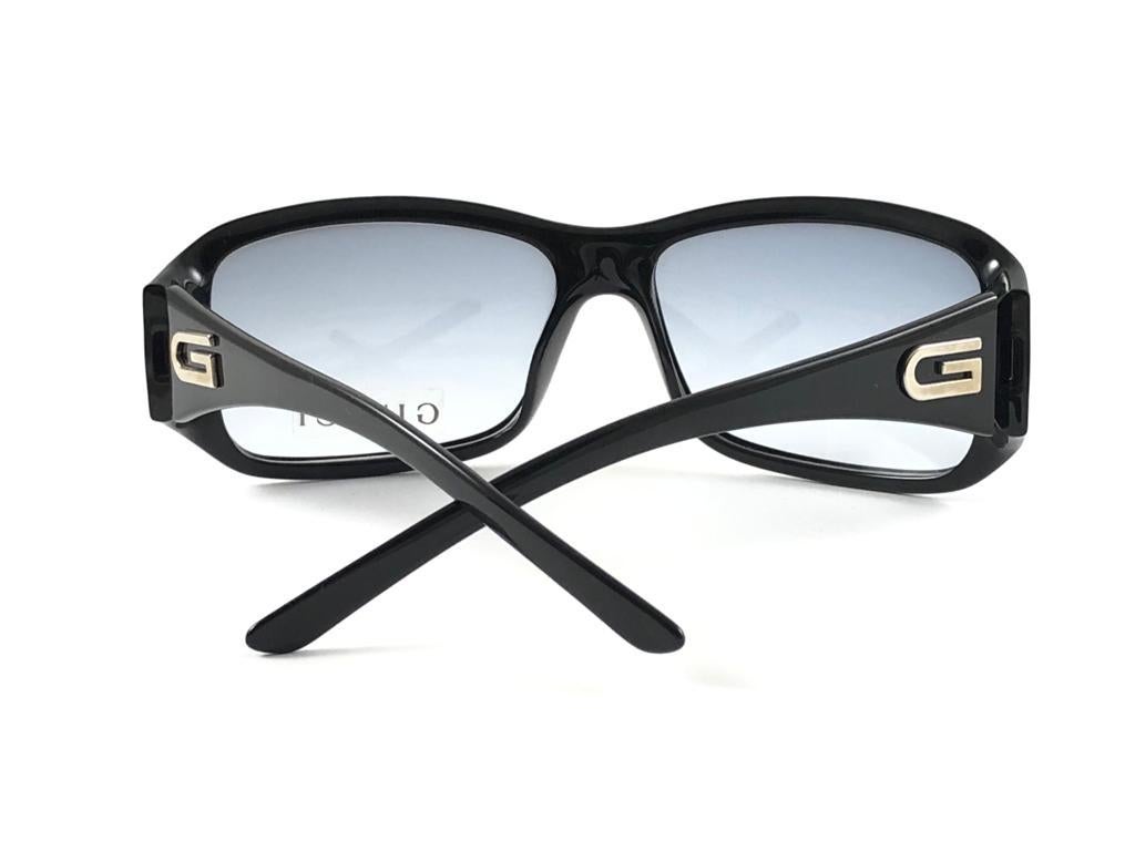 New Vintage Gucci 2550/S Black Optyl Sunglasses 1990's Made in Italy Y2K For Sale 6