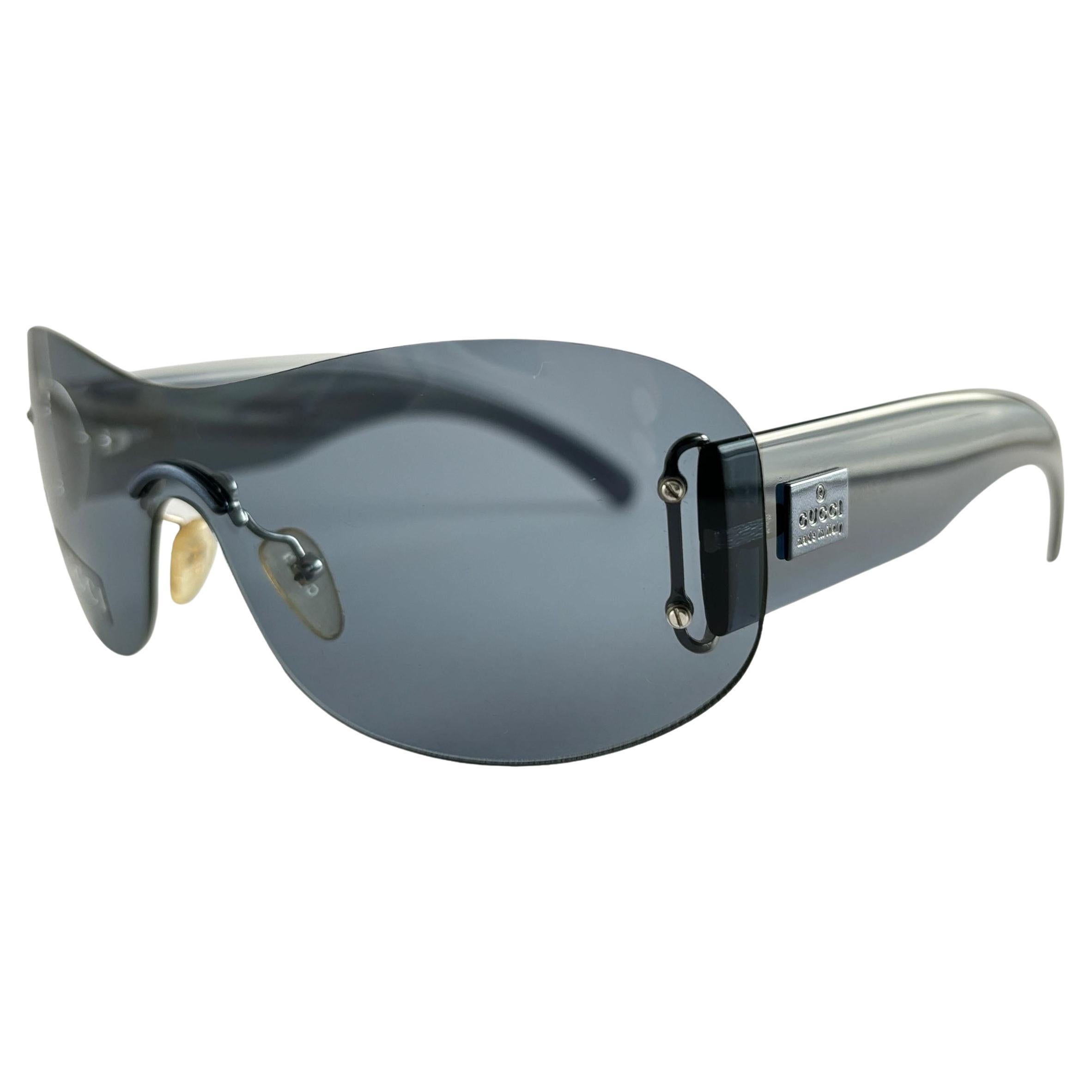 New Vintage Gucci GG 2448 Grey Screen Sunglasses 1990's Made in Italy Y2K en vente
